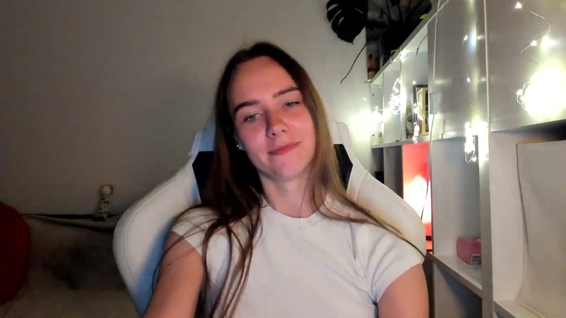 Gallery image thumbnail from OhAlisa's myfreecams stream on, 08/17/2025, 21:23 image 19 of 20