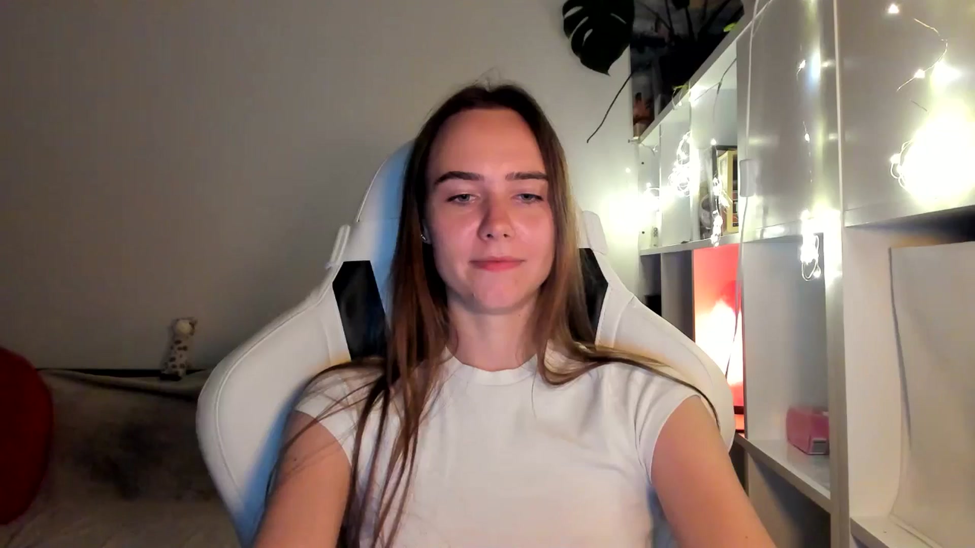 Gallery image thumbnail from OhAlisa's myfreecams stream on, 08/17/2025, 21:23 image 20 of 20