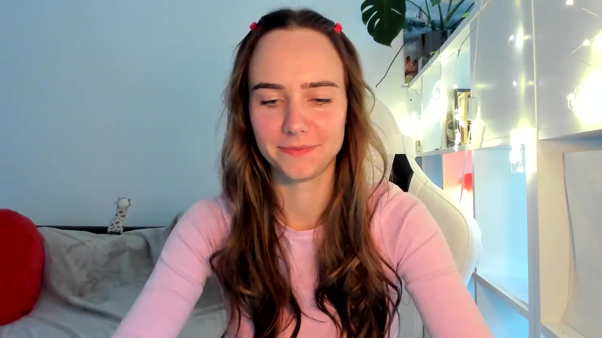 Gallery image thumbnail from OhAlisa's myfreecams stream on, 08/18/2025, 17:14 image 11 of 20