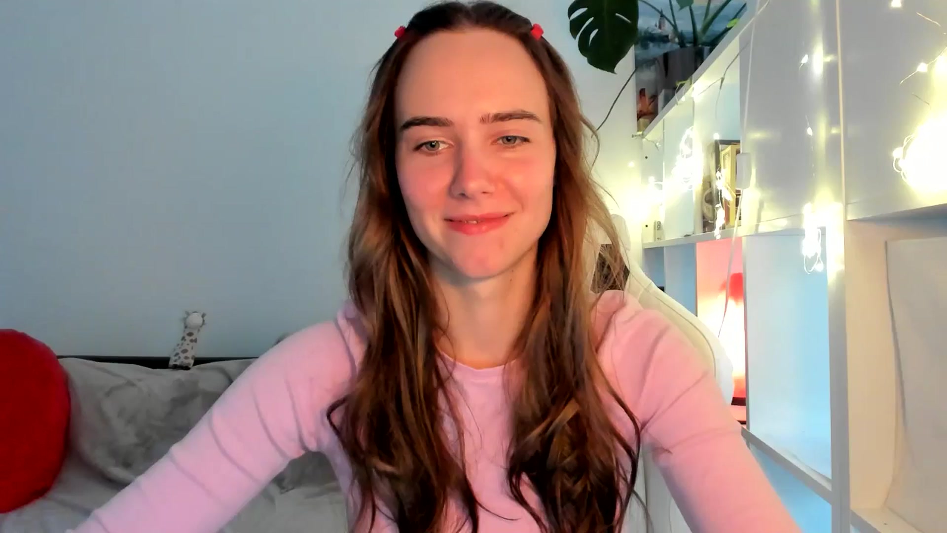 Gallery image thumbnail from OhAlisa's myfreecams stream on, 08/18/2025, 17:14 image 6 of 20