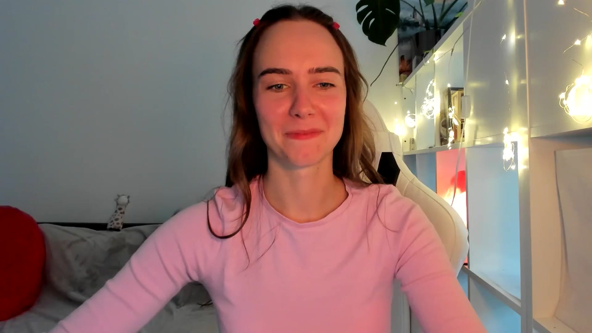 Gallery image thumbnail from OhAlisa's myfreecams stream on, 08/18/2025, 17:14 image 19 of 20