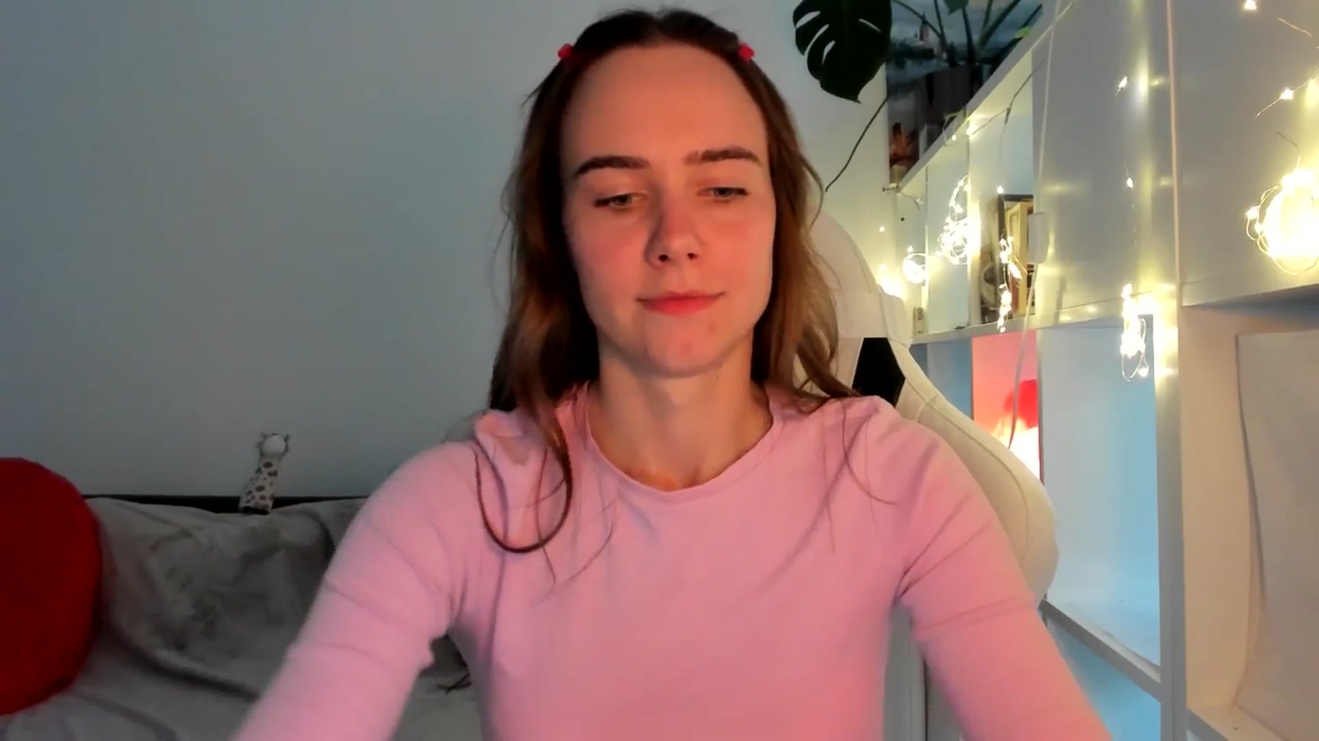 Gallery image thumbnail from OhAlisa's myfreecams stream on, 08/18/2025, 17:14 image 20 of 20
