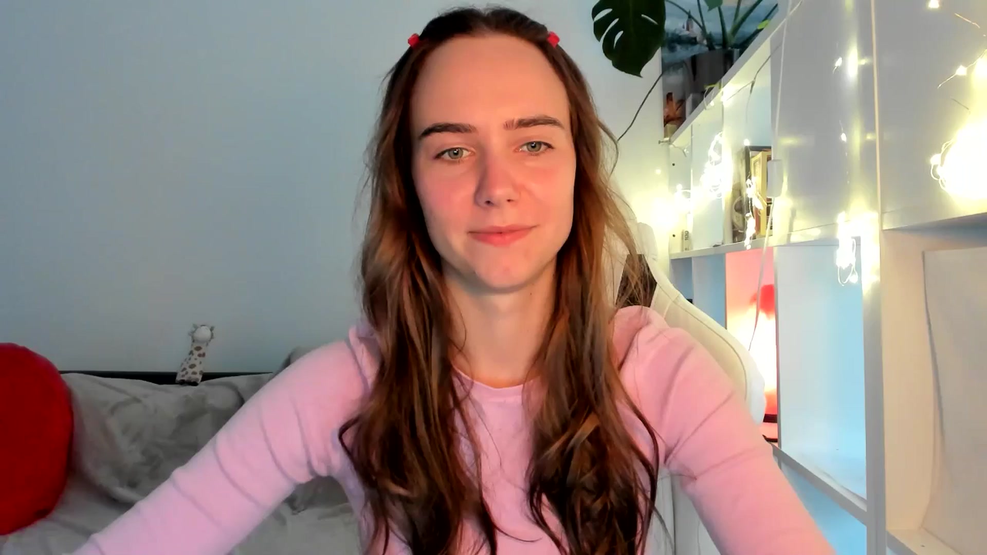 Gallery image thumbnail from OhAlisa's myfreecams stream on, 08/18/2025, 17:14 image 8 of 20