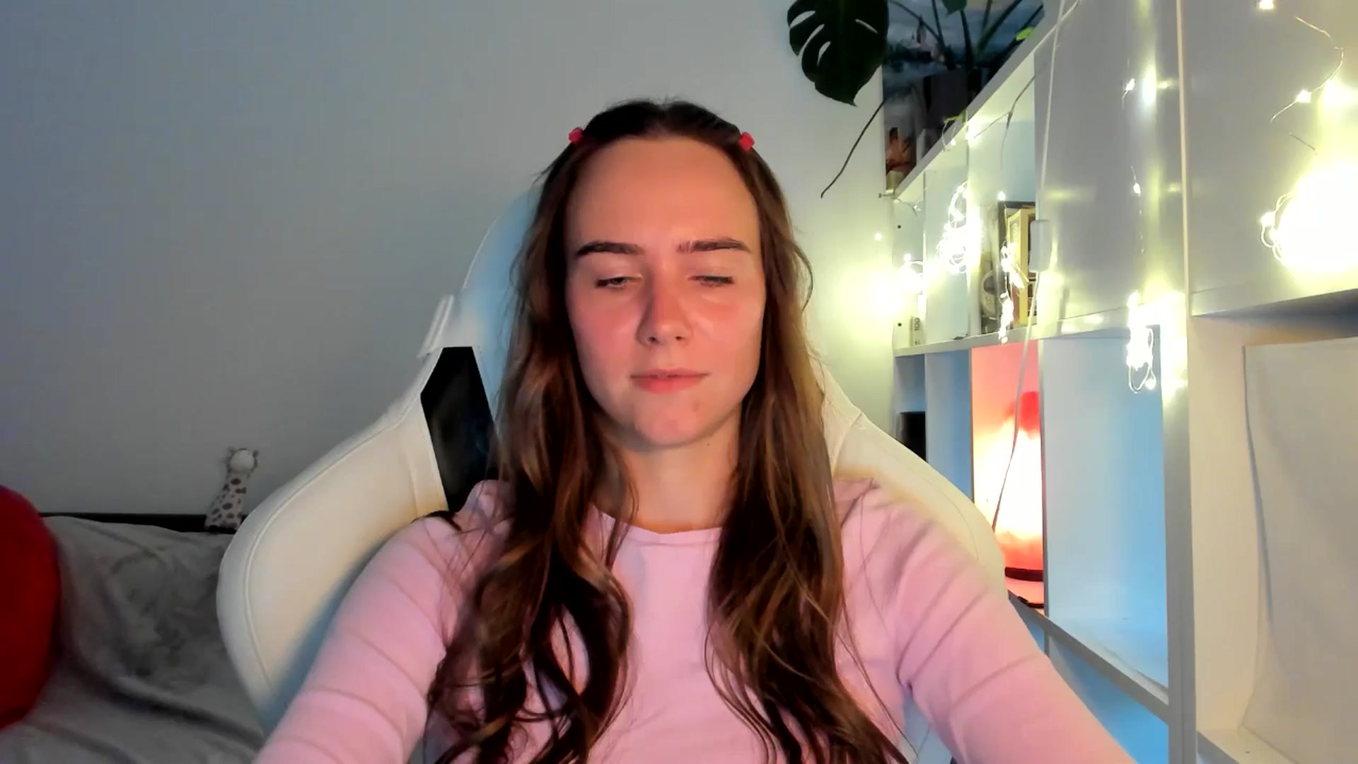 Gallery image thumbnail from OhAlisa's myfreecams stream on, 08/18/2025, 17:57 image 14 of 20