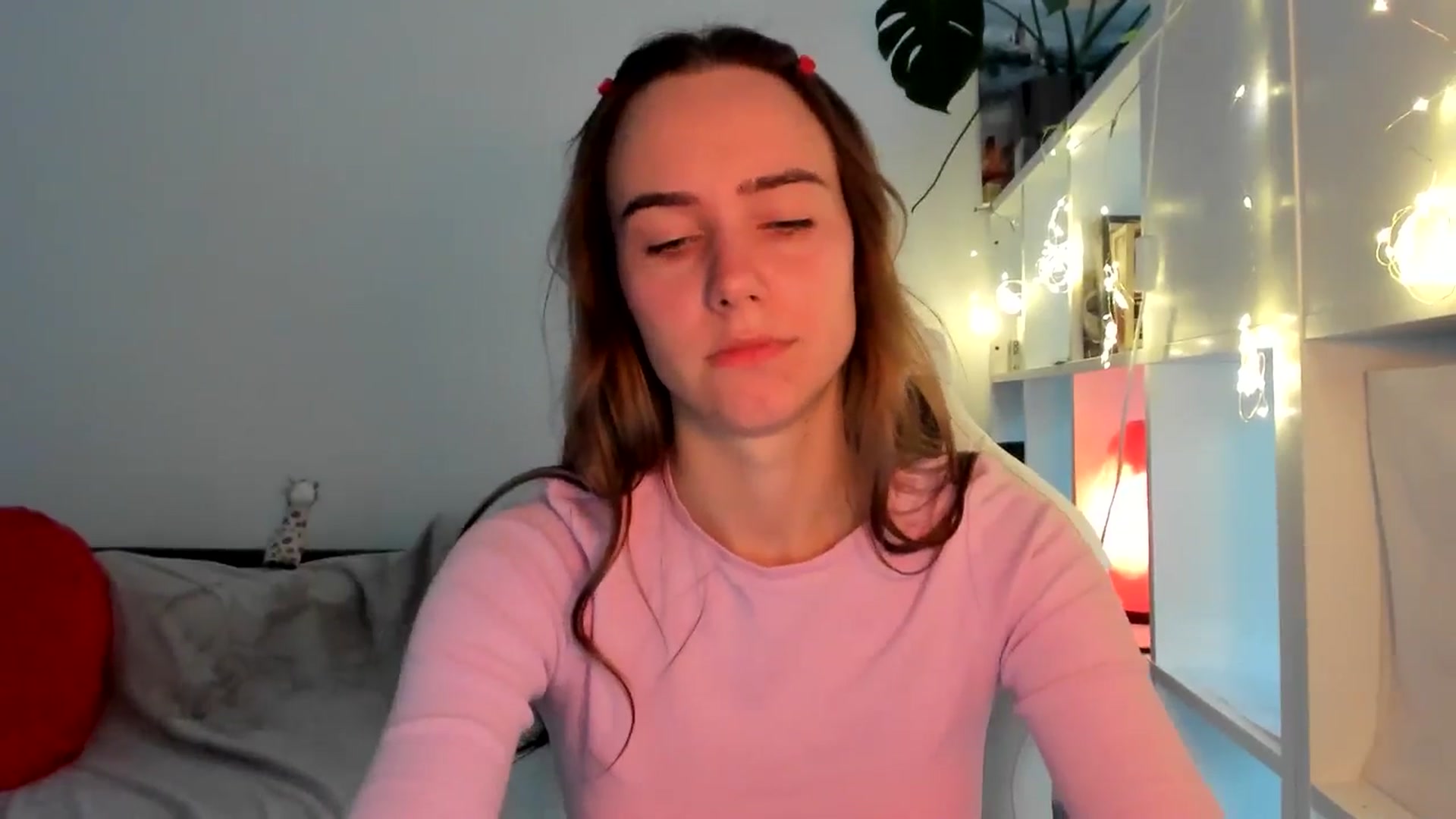 Gallery image thumbnail from OhAlisa's myfreecams stream on, 08/18/2025, 17:57 image 2 of 20