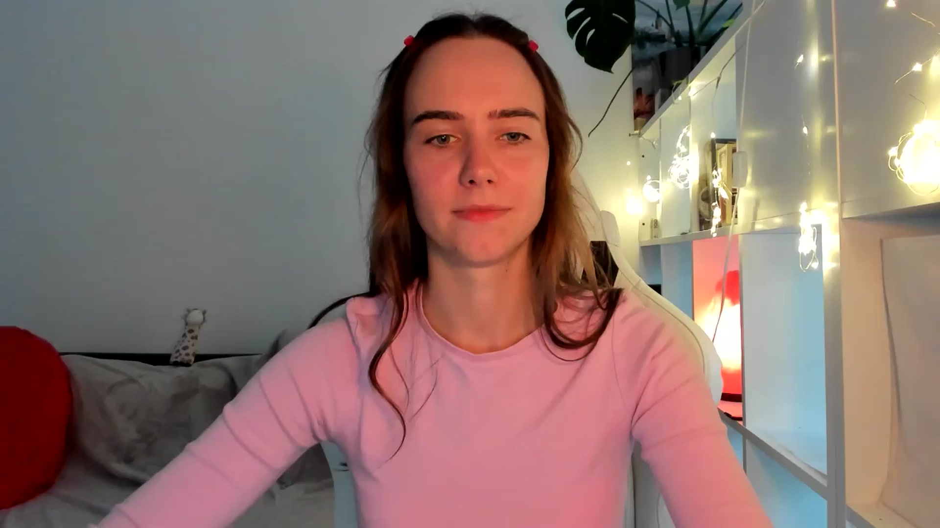 Gallery image thumbnail from OhAlisa's myfreecams stream on, 08/18/2025, 17:57 image 1 of 20