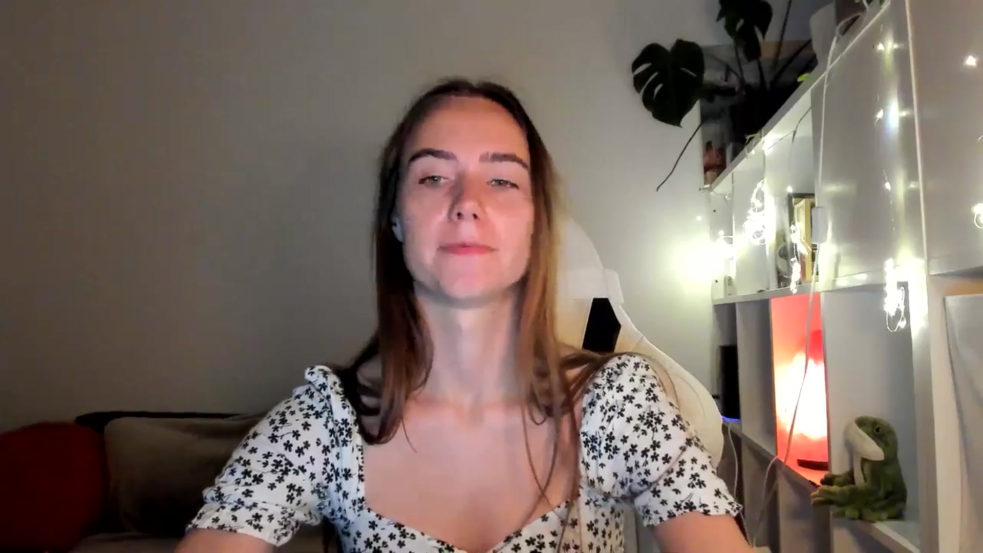 Gallery image thumbnail from OhAlisa's myfreecams stream on, 08/19/2025, 18:54 image 8 of 20