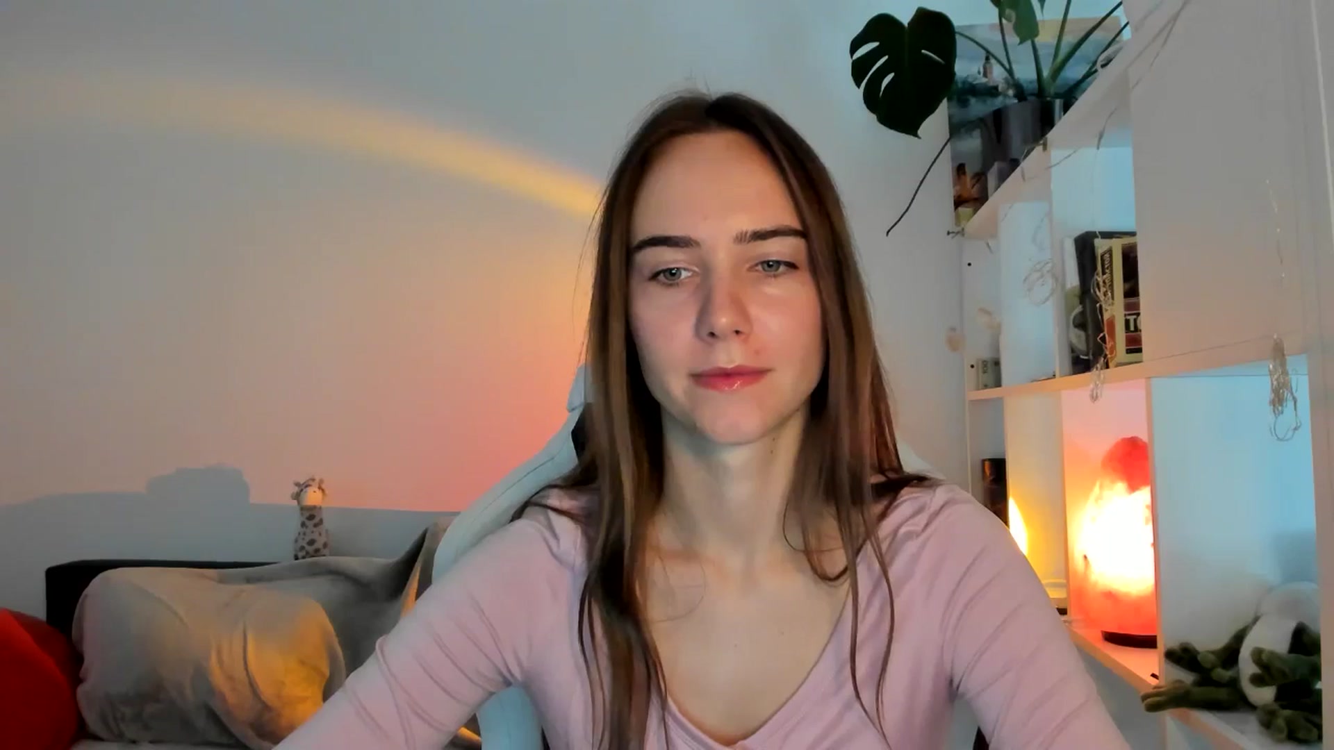 Gallery image thumbnail from OhAlisa's myfreecams stream on, 08/21/2025, 10:38 image 6 of 20