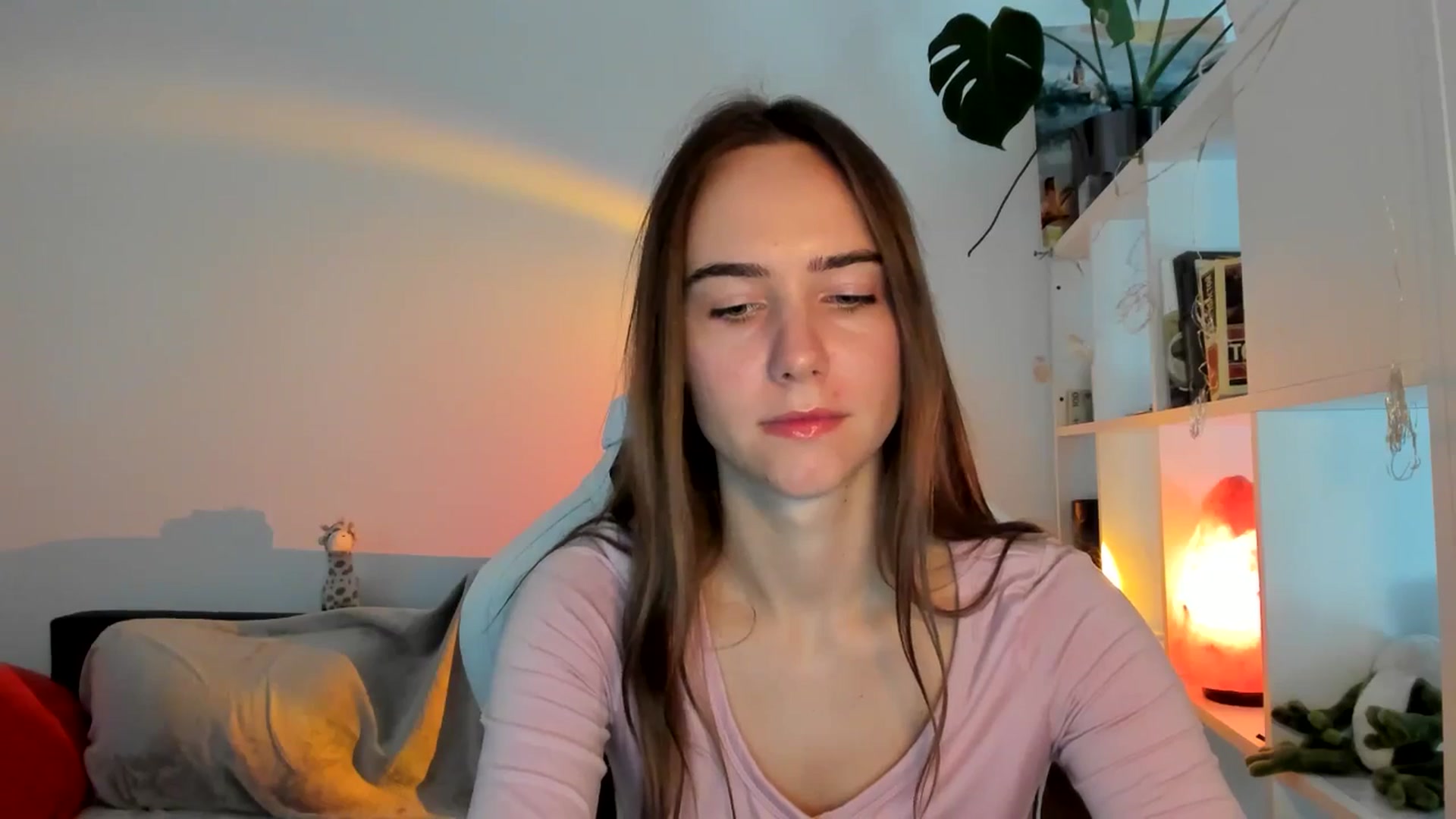 Gallery image thumbnail from OhAlisa's myfreecams stream on, 08/21/2025, 10:38 image 4 of 20