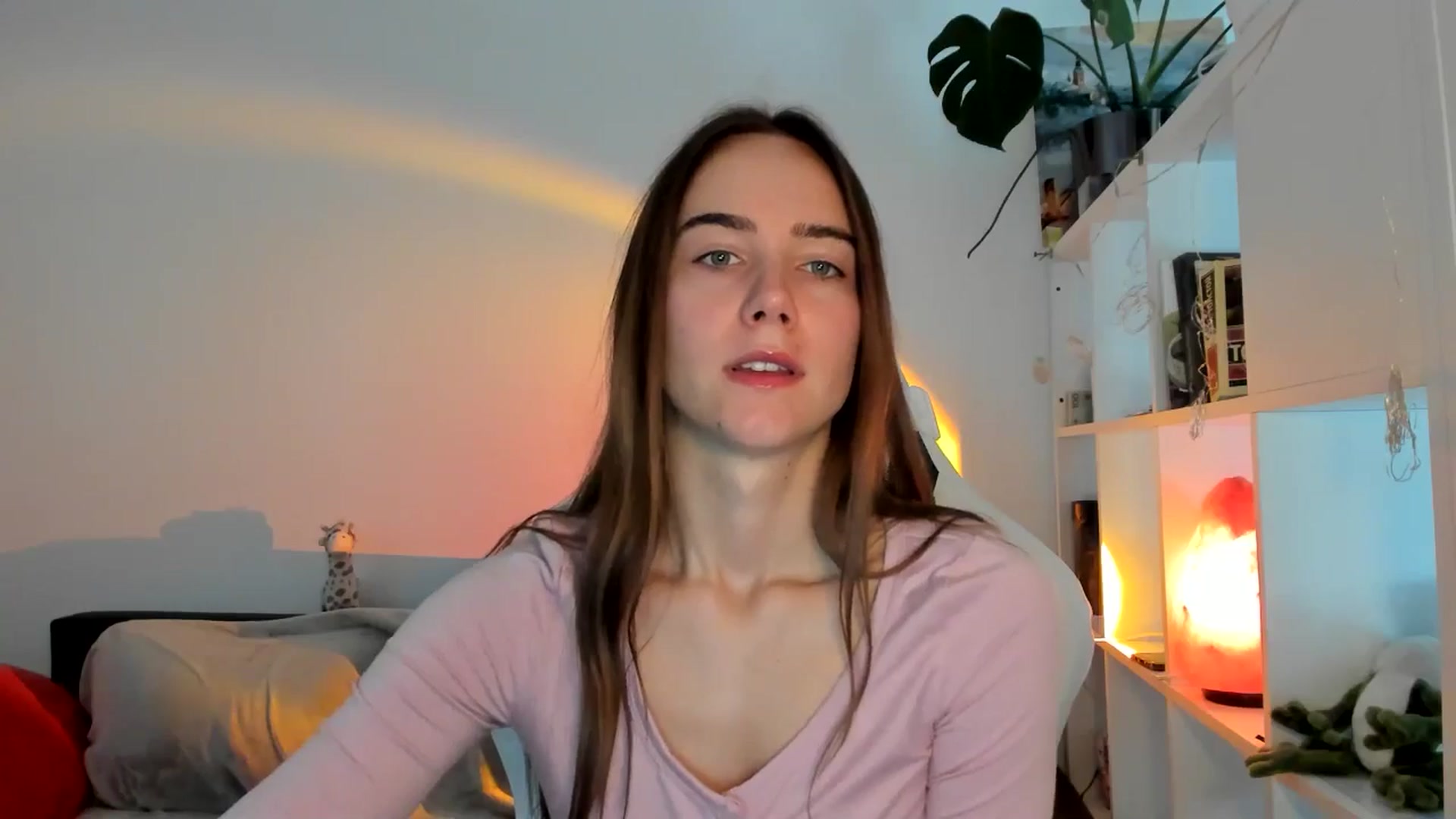 Gallery image thumbnail from OhAlisa's myfreecams stream on, 08/21/2025, 10:38 image 3 of 20