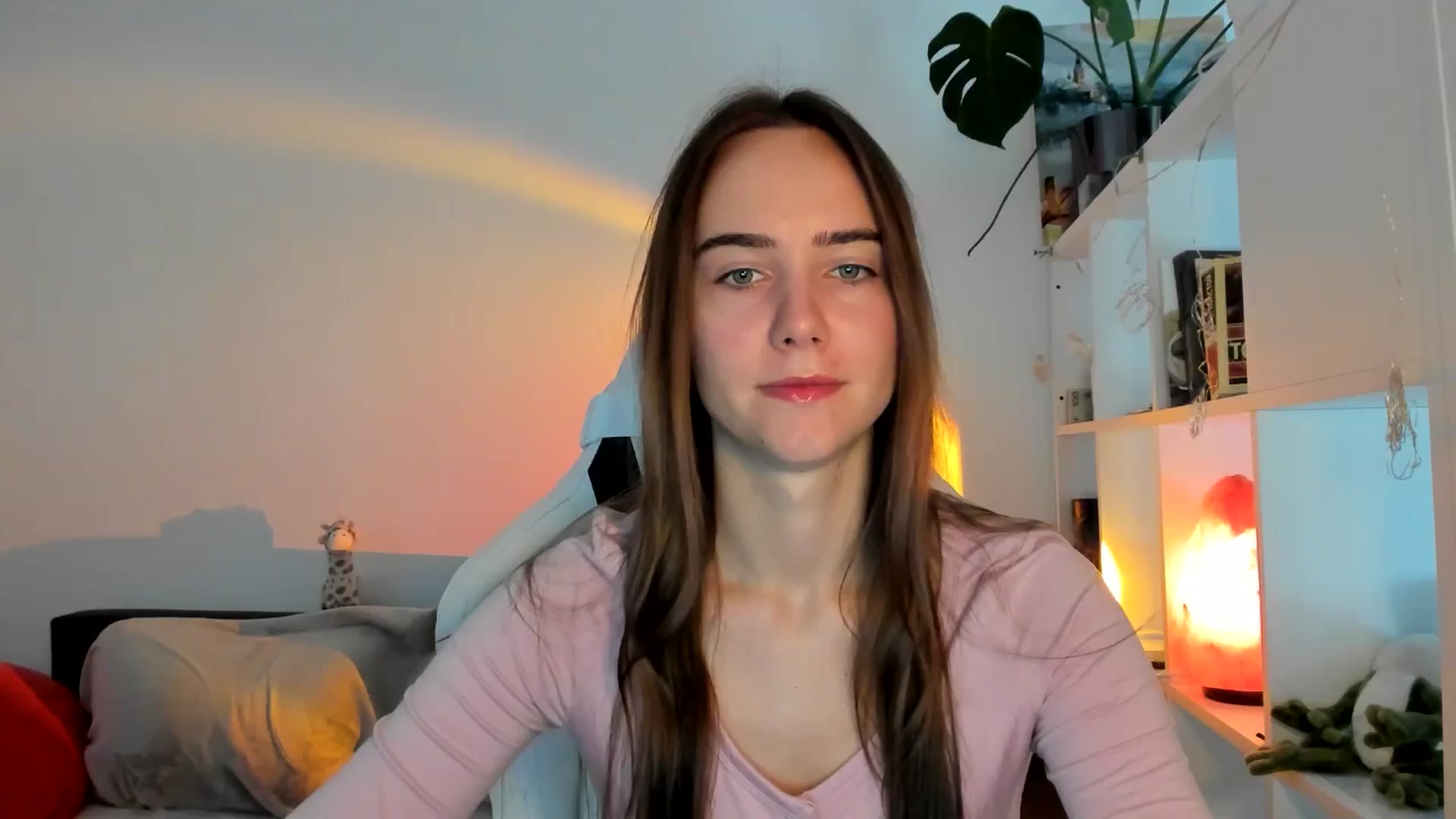 Gallery image thumbnail from OhAlisa's myfreecams stream on, 08/21/2025, 10:38 image 1 of 20