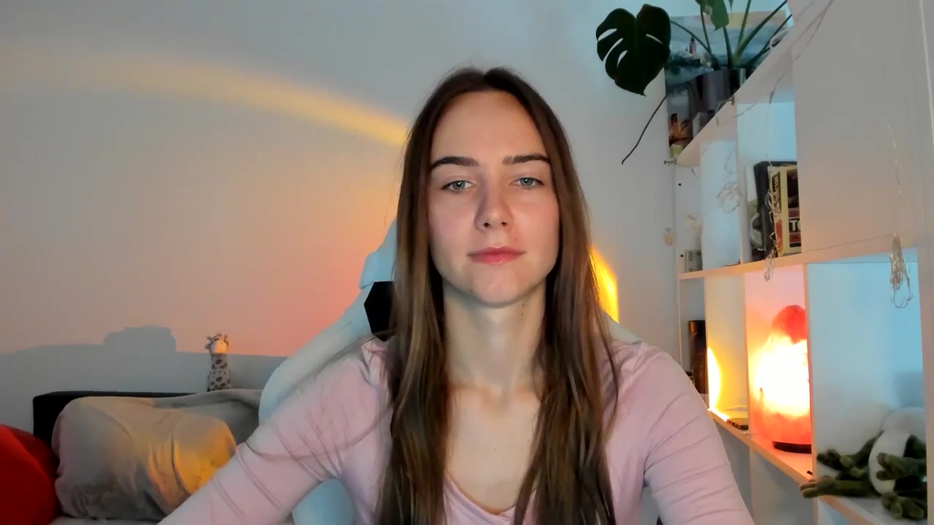Gallery image thumbnail from OhAlisa's myfreecams stream on, 08/21/2025, 10:38 image 18 of 20