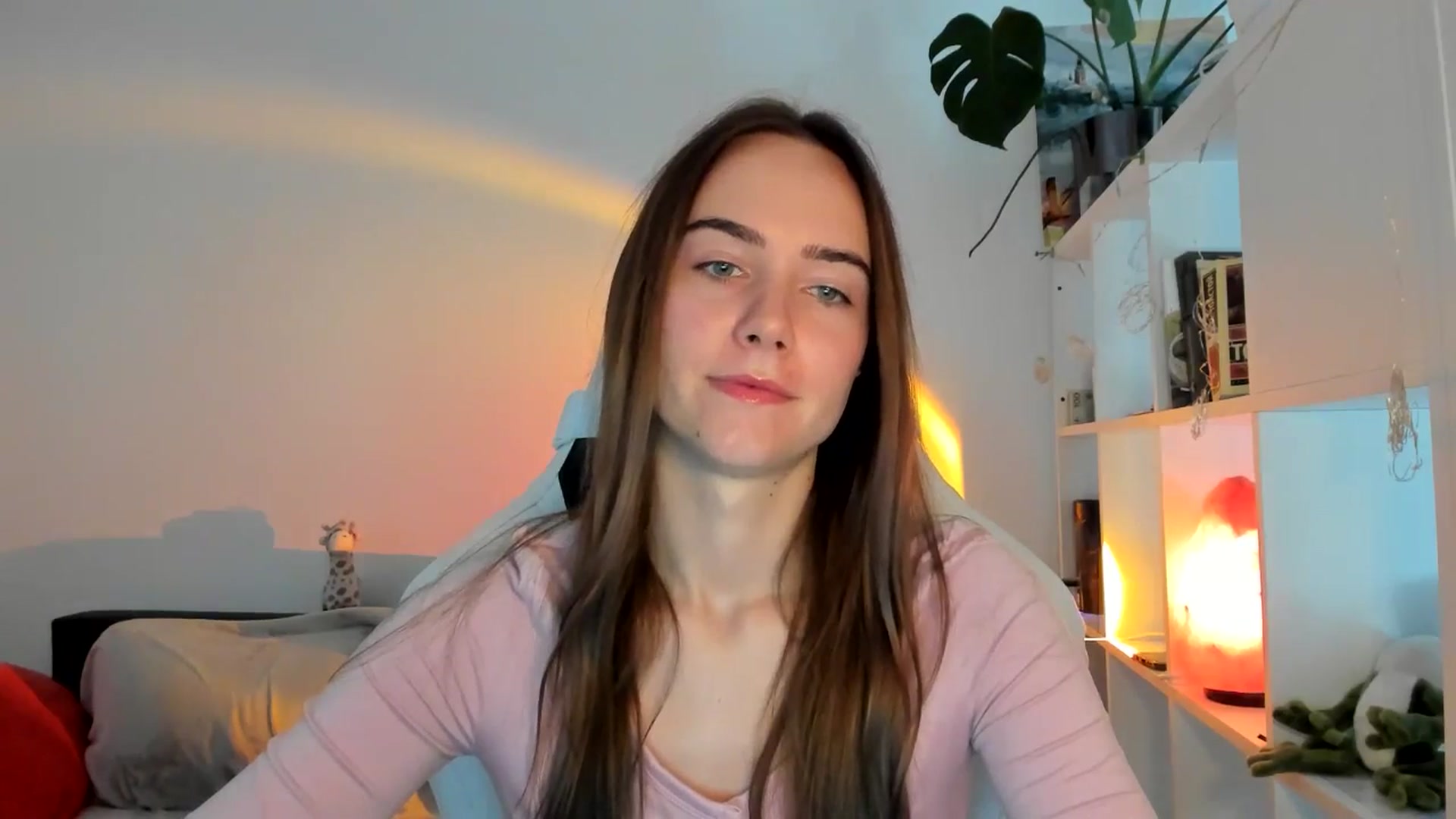 Gallery image thumbnail from OhAlisa's myfreecams stream on, 08/21/2025, 10:38 image 12 of 20
