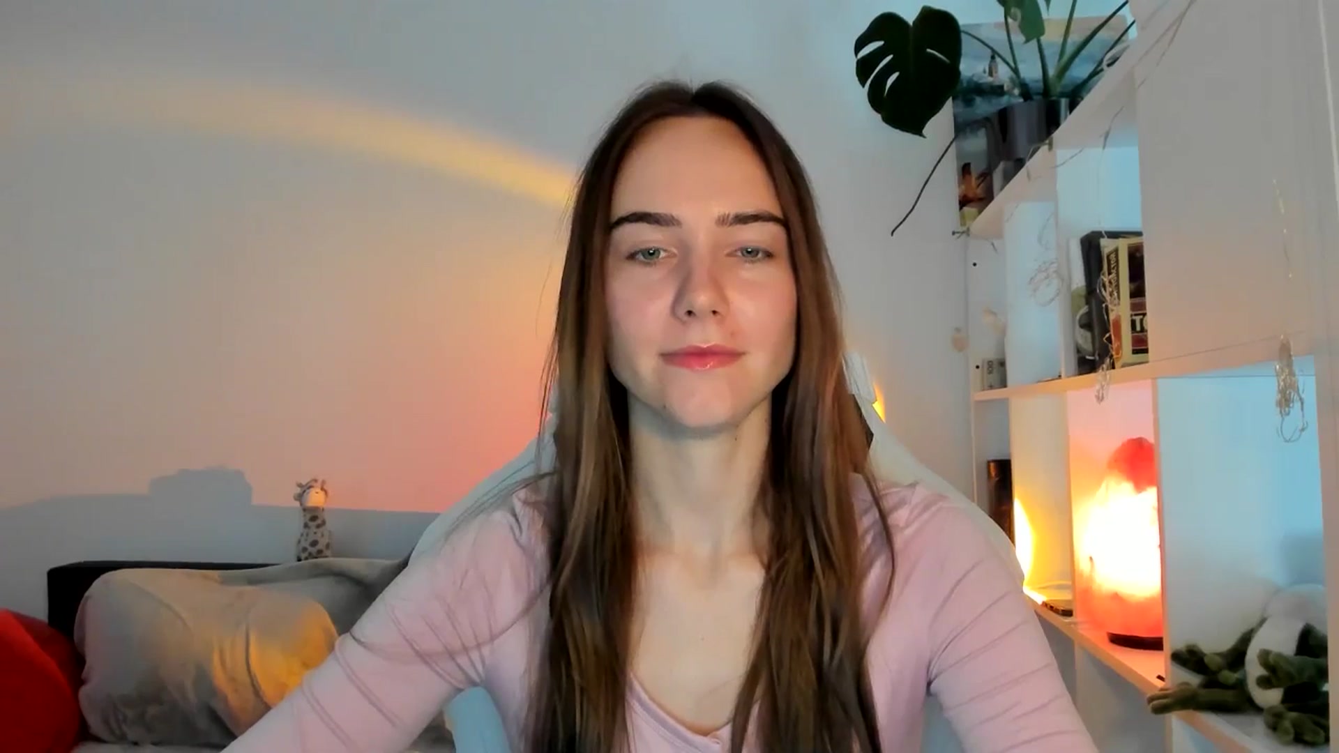 Gallery image thumbnail from OhAlisa's myfreecams stream on, 08/21/2025, 10:38 image 17 of 20
