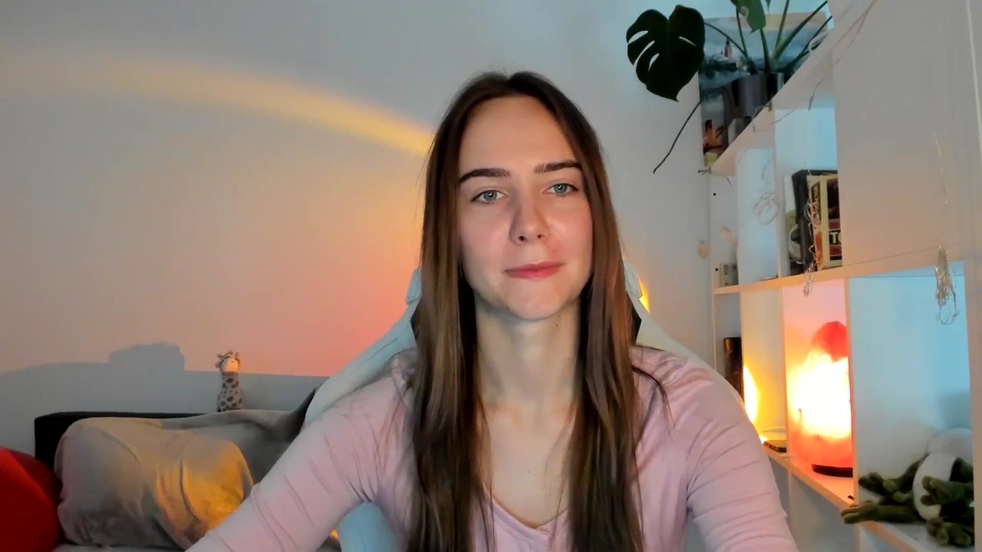 Gallery image thumbnail from OhAlisa's myfreecams stream on, 08/21/2025, 11:43 image 5 of 20