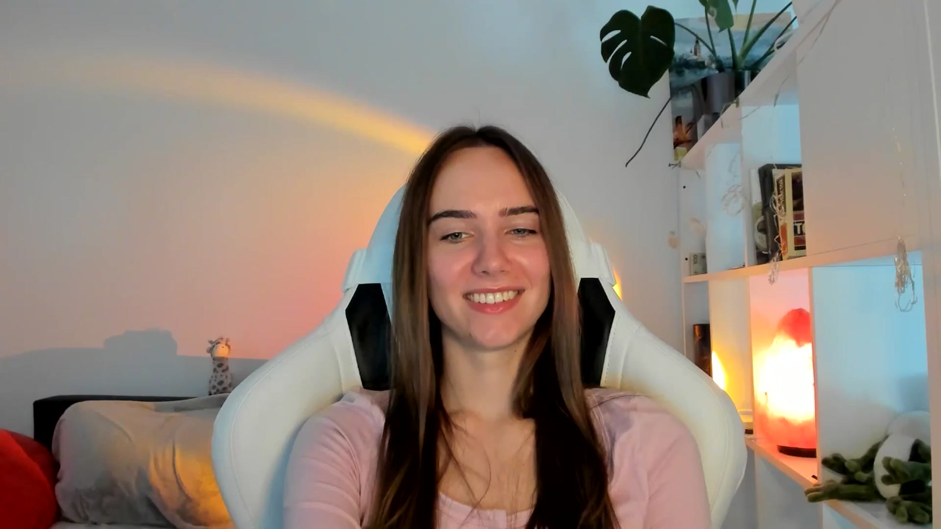 Gallery image thumbnail from OhAlisa's myfreecams stream on, 08/21/2025, 12:38 image 20 of 20