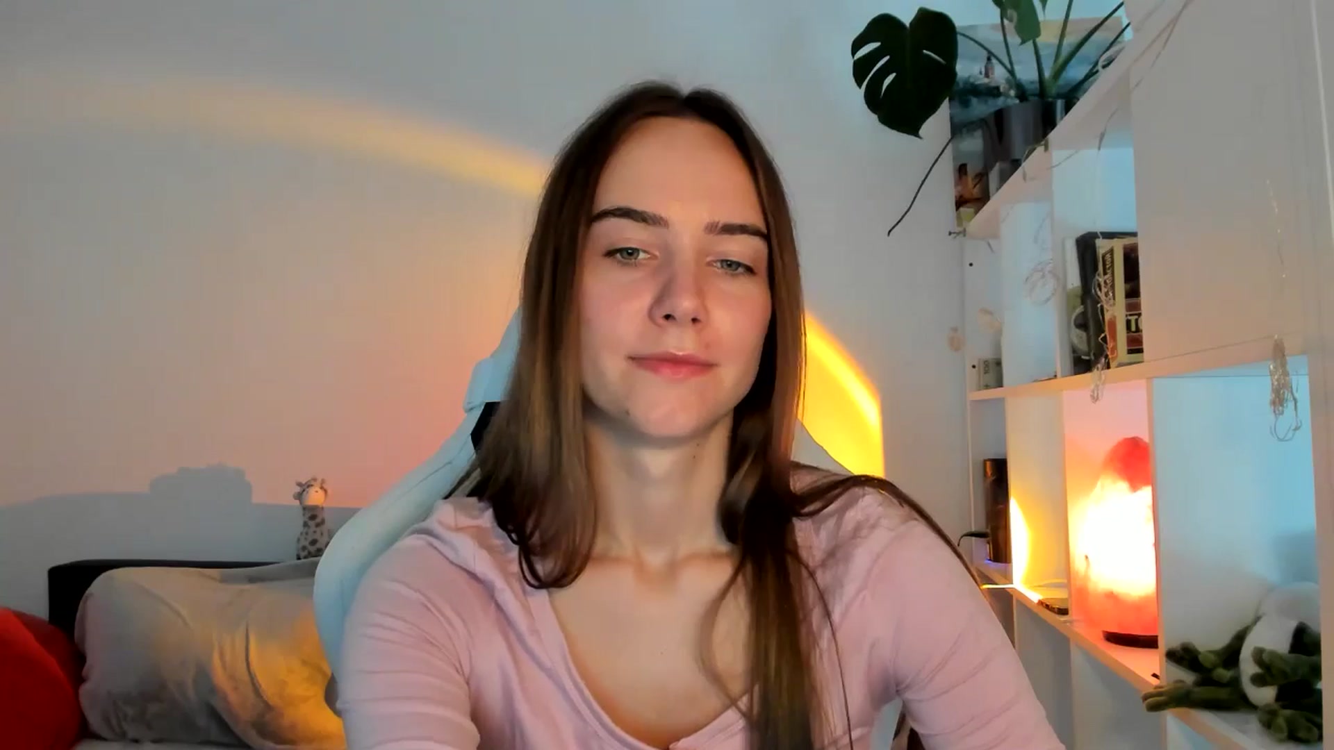 Gallery image thumbnail from OhAlisa's myfreecams stream on, 08/21/2025, 12:38 image 3 of 20