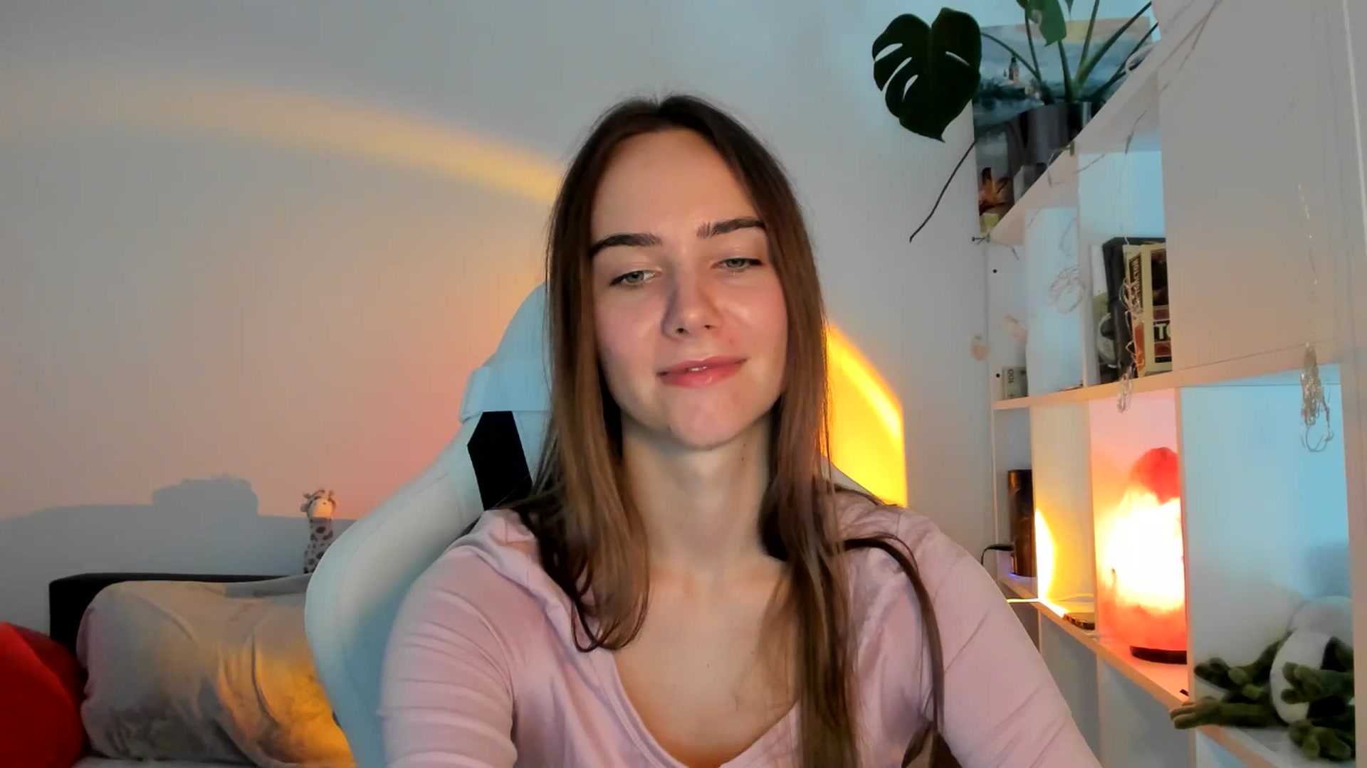 Gallery image thumbnail from OhAlisa's myfreecams stream on, 08/21/2025, 12:38 image 6 of 20