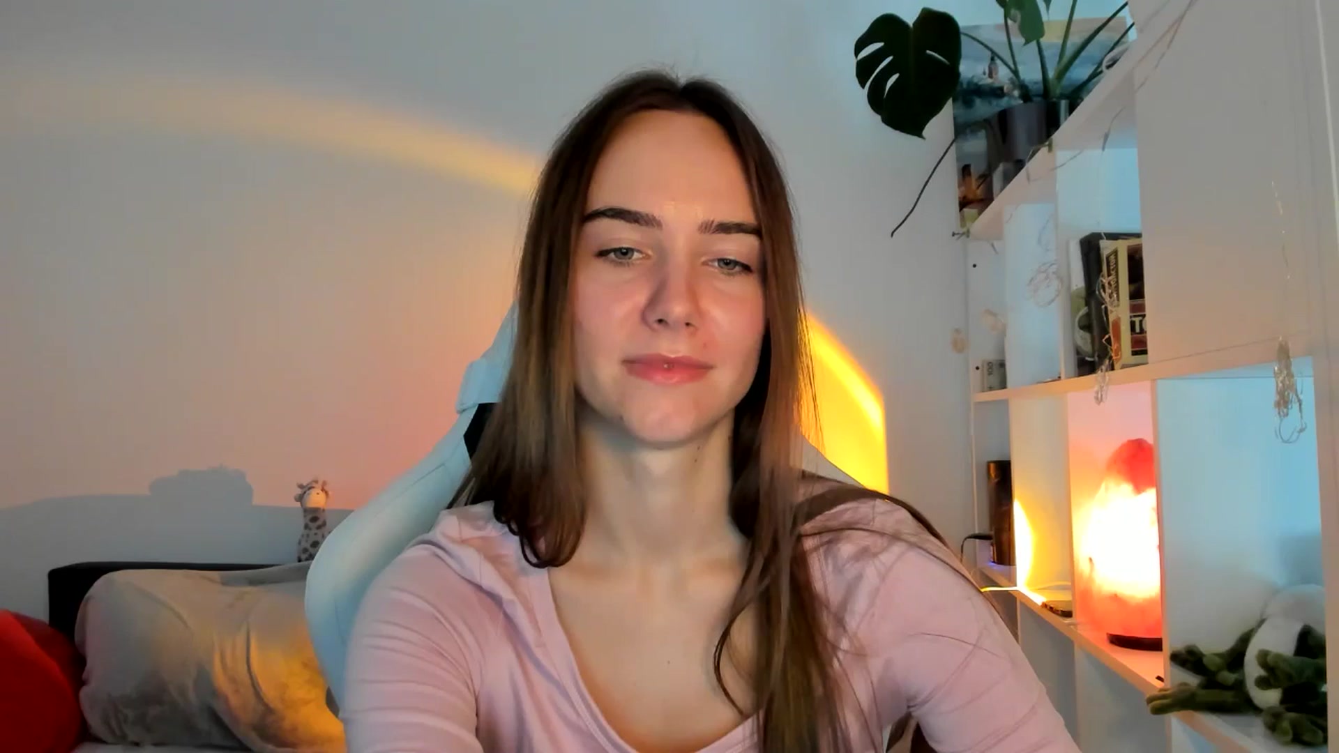 Gallery image thumbnail from OhAlisa's myfreecams stream on, 08/21/2025, 12:38 image 2 of 20