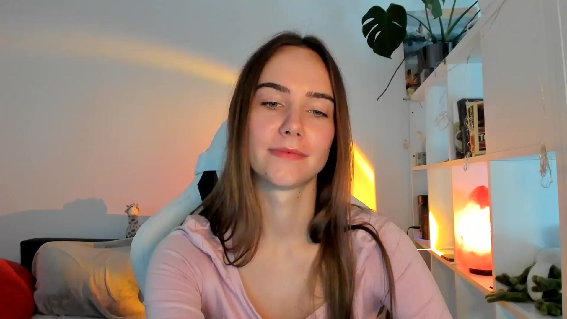 Gallery image thumbnail from OhAlisa's myfreecams stream on, 08/21/2025, 12:38 image 5 of 20