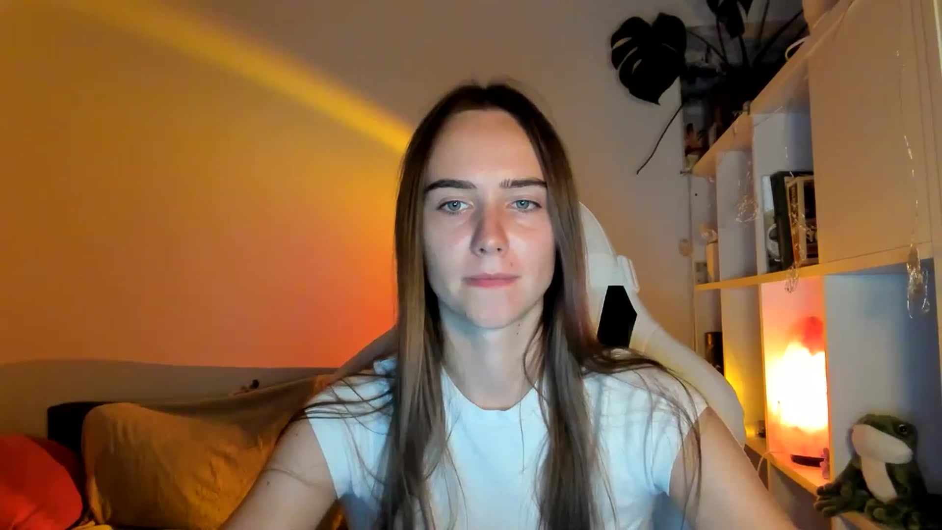 Gallery image thumbnail from OhAlisa's myfreecams stream on, 08/21/2025, 17:55 image 13 of 20