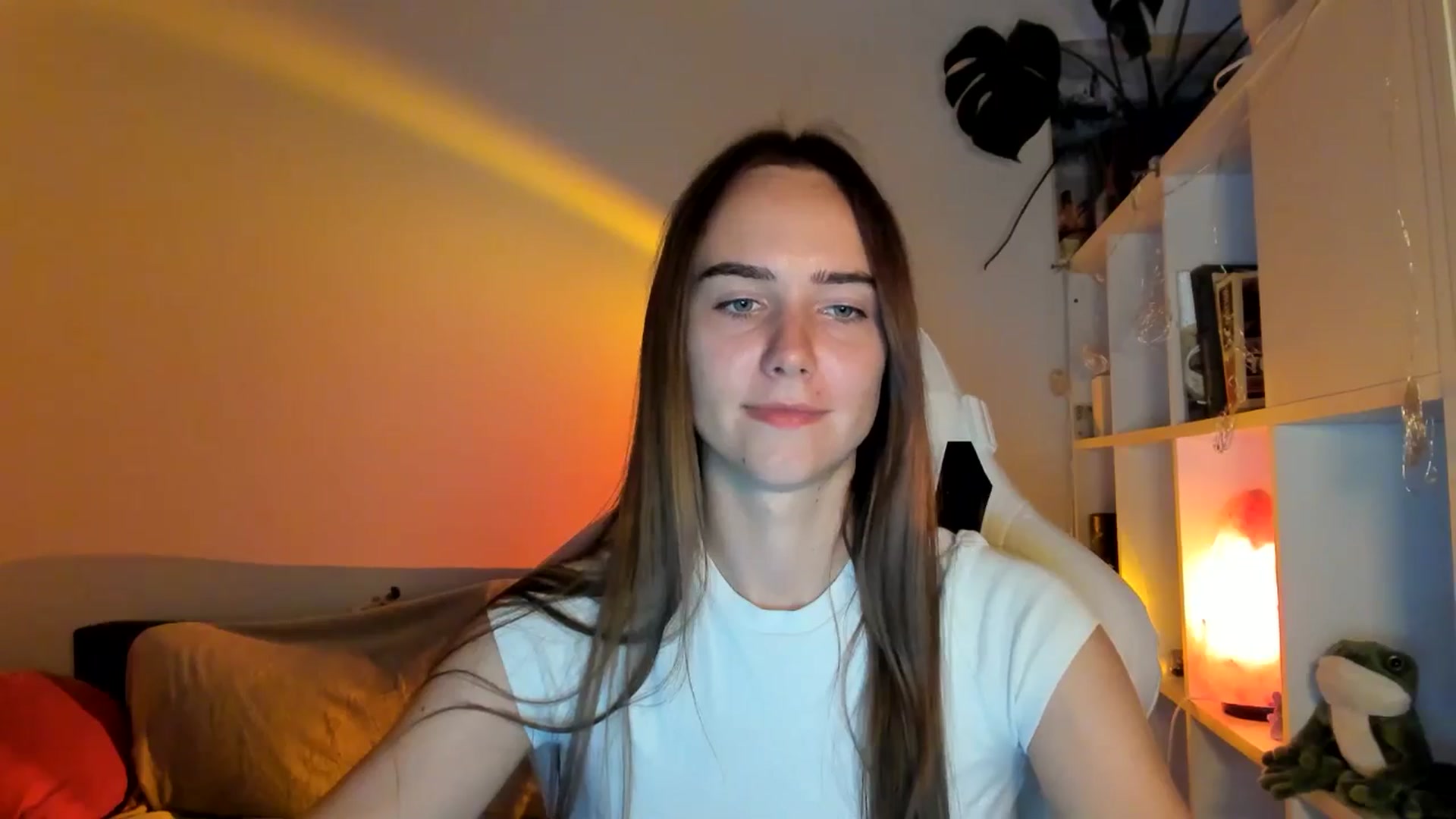 Gallery image thumbnail from OhAlisa's myfreecams stream on, 08/21/2025, 17:55 image 6 of 20