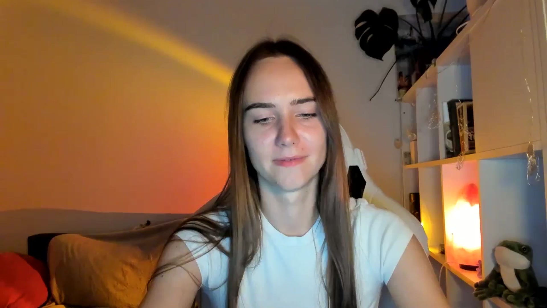 Gallery image thumbnail from OhAlisa's myfreecams stream on, 08/21/2025, 17:55 image 7 of 20