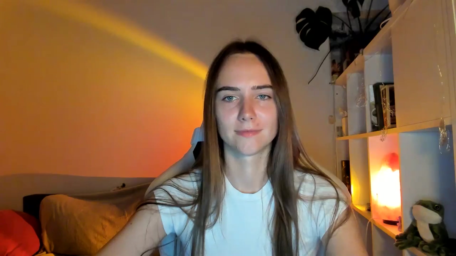 Gallery image thumbnail from OhAlisa's myfreecams stream on, 08/21/2025, 17:55 image 9 of 20