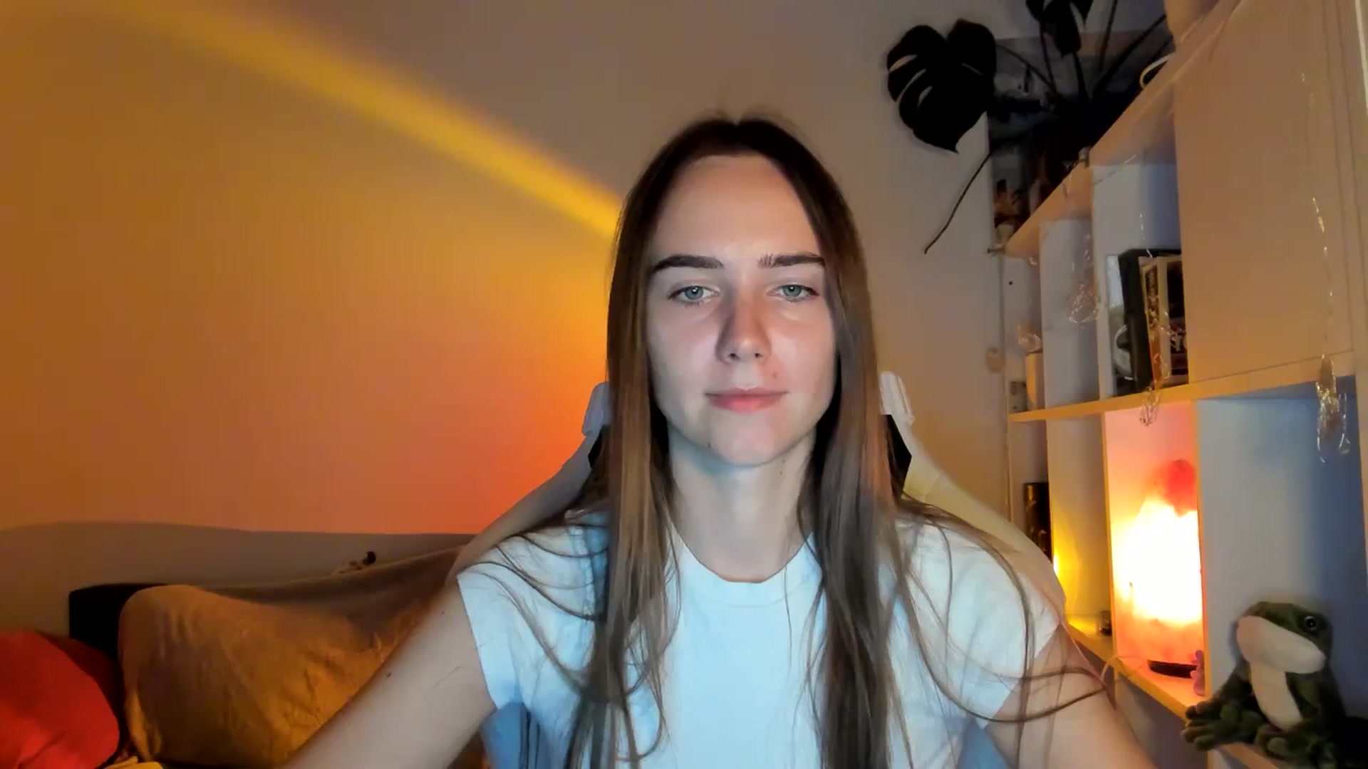Gallery image thumbnail from OhAlisa's myfreecams stream on, 08/21/2025, 17:55 image 10 of 20