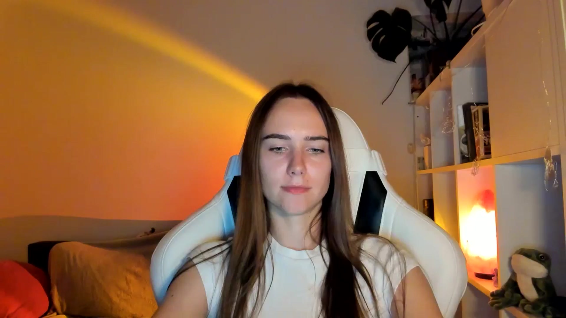 Gallery image thumbnail from OhAlisa's myfreecams stream on, 08/21/2025, 17:55 image 14 of 20