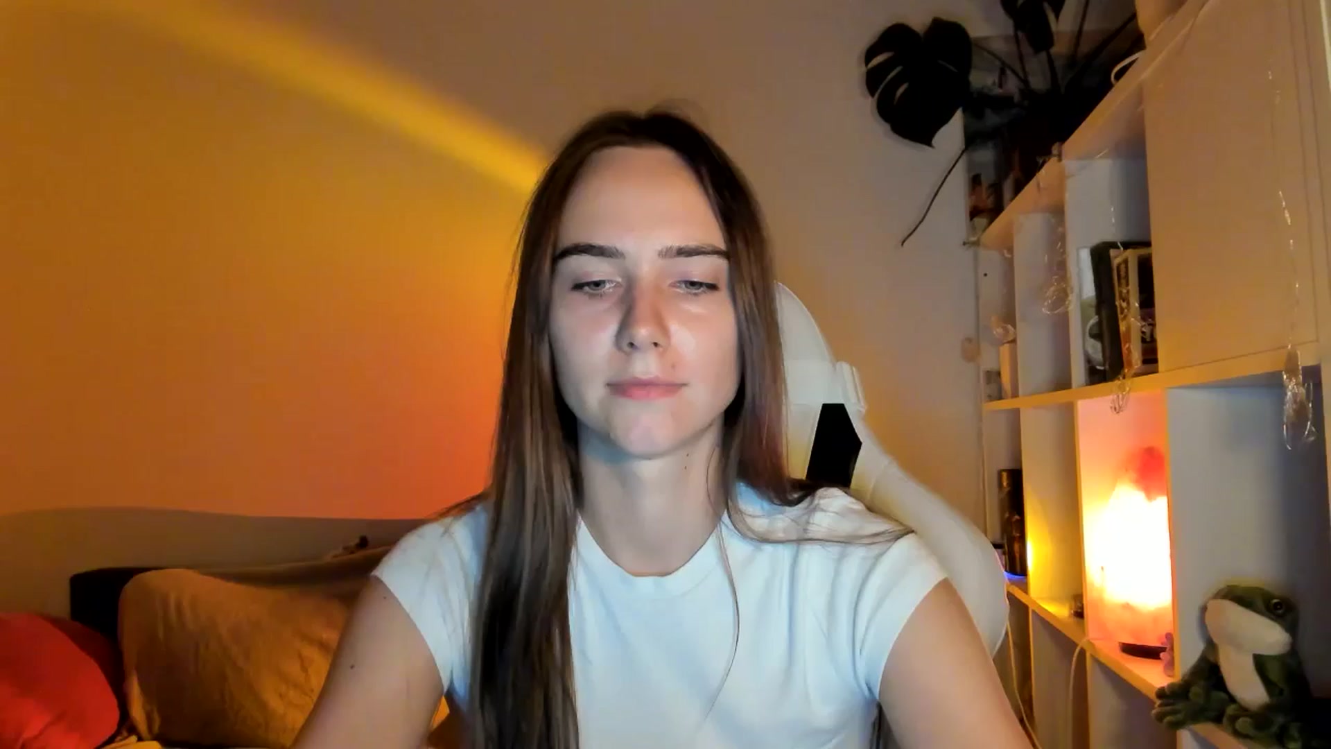 Gallery image thumbnail from OhAlisa's myfreecams stream on, 08/21/2025, 19:00 image 6 of 20