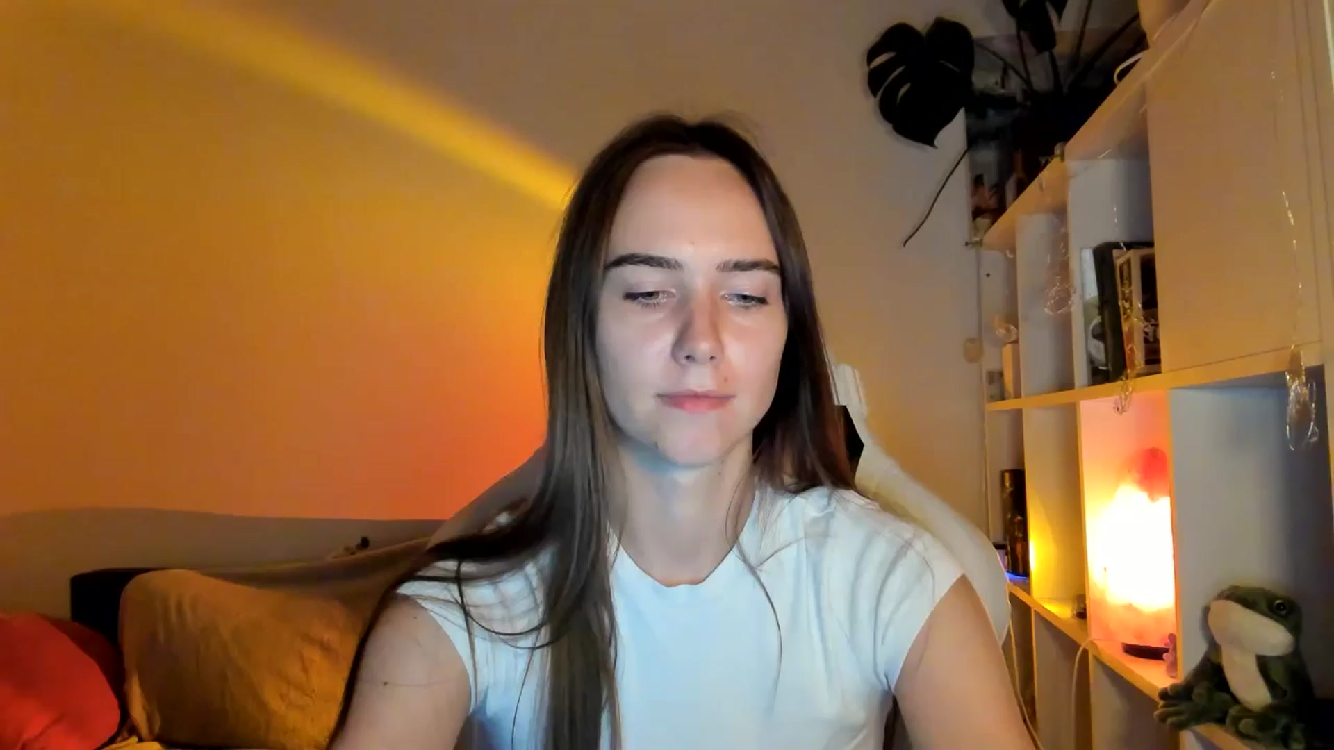Gallery image thumbnail from OhAlisa's myfreecams stream on, 08/21/2025, 19:00 image 12 of 20