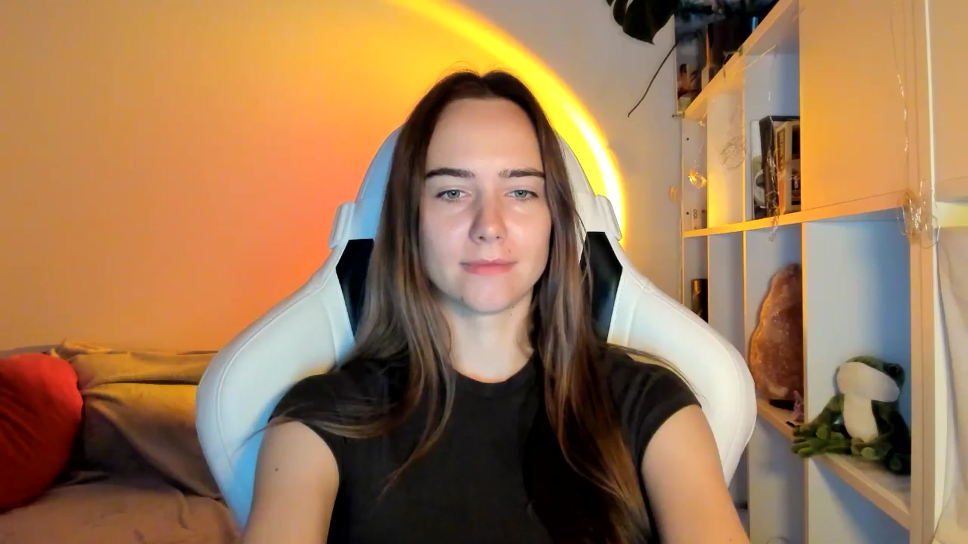 Gallery image thumbnail from OhAlisa's myfreecams stream on, 08/24/2025, 10:49 image 9 of 20