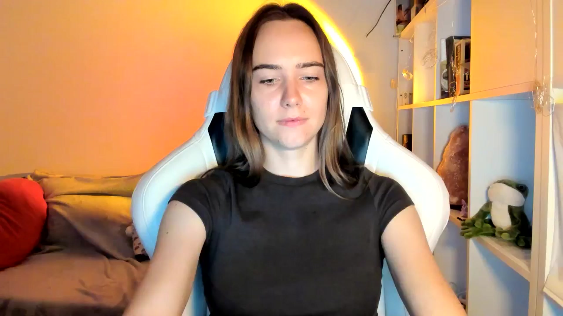 Gallery image thumbnail from OhAlisa's myfreecams stream on, 08/24/2025, 10:49 image 18 of 20