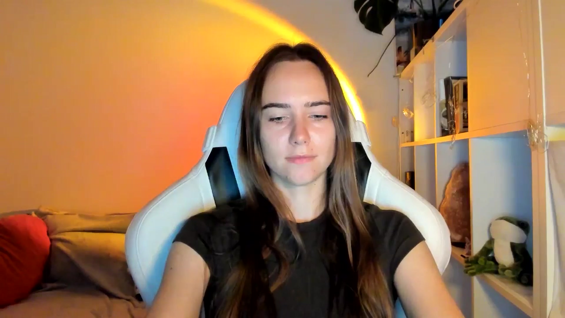 Gallery image thumbnail from OhAlisa's myfreecams stream on, 08/24/2025, 11:34 image 9 of 20