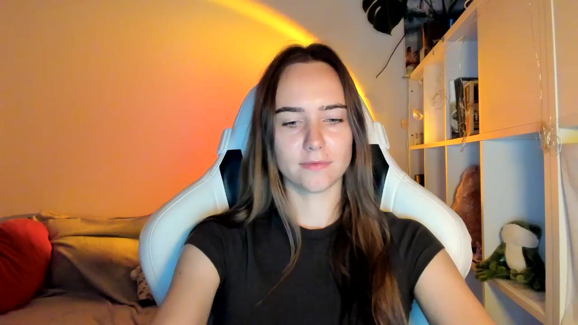 Gallery image thumbnail from OhAlisa's myfreecams stream on, 08/24/2025, 11:34 image 16 of 20