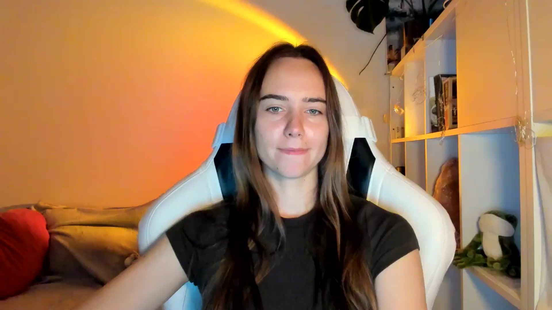 Gallery image thumbnail from OhAlisa's myfreecams stream on, 08/24/2025, 11:34 image 8 of 20