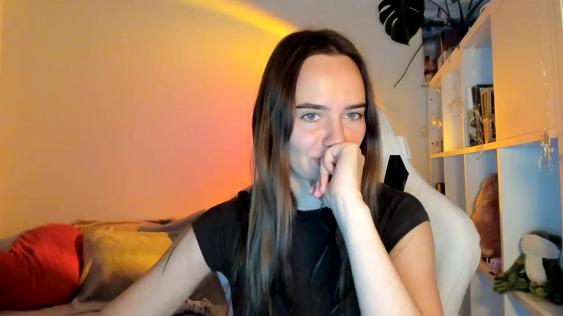 Gallery image thumbnail from OhAlisa's myfreecams stream on, 08/24/2025, 16:36 image 5 of 20