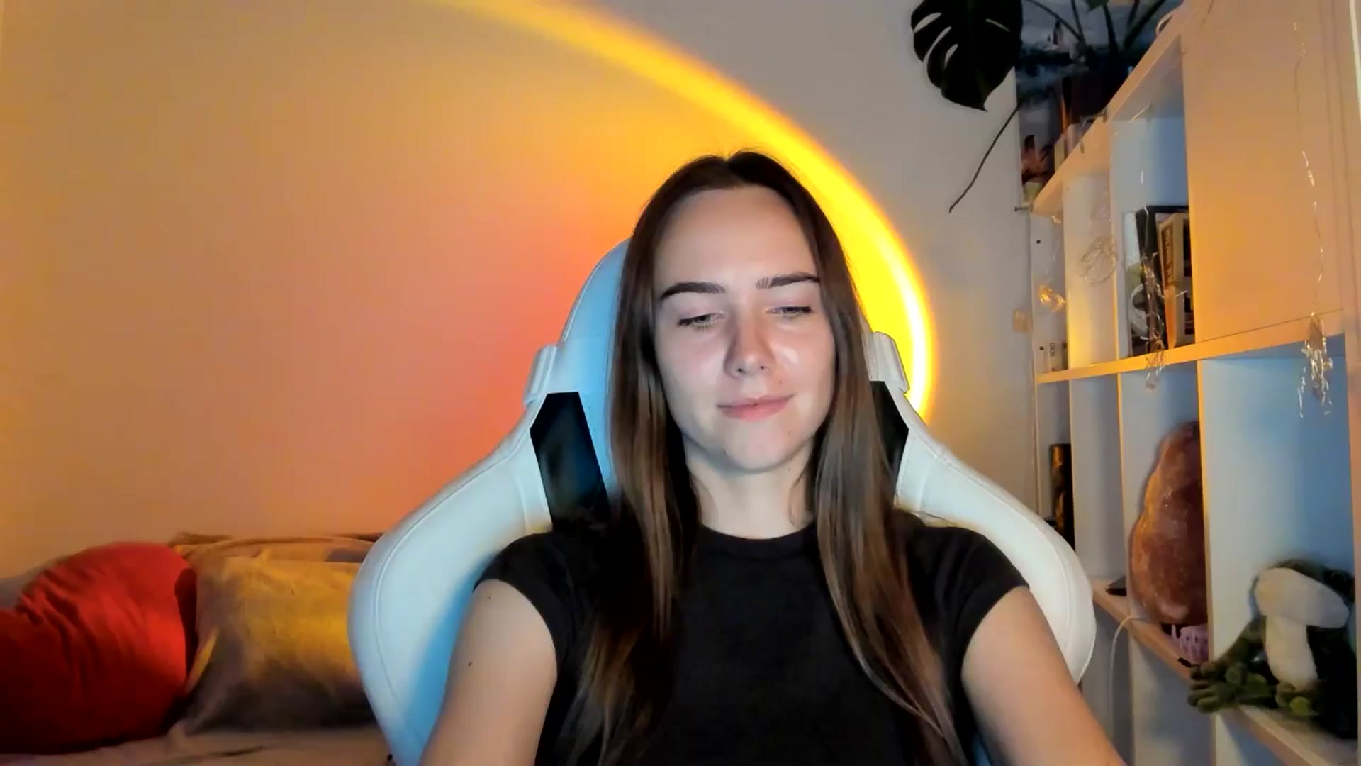 Gallery image thumbnail from OhAlisa's myfreecams stream on, 08/24/2025, 16:36 image 7 of 20