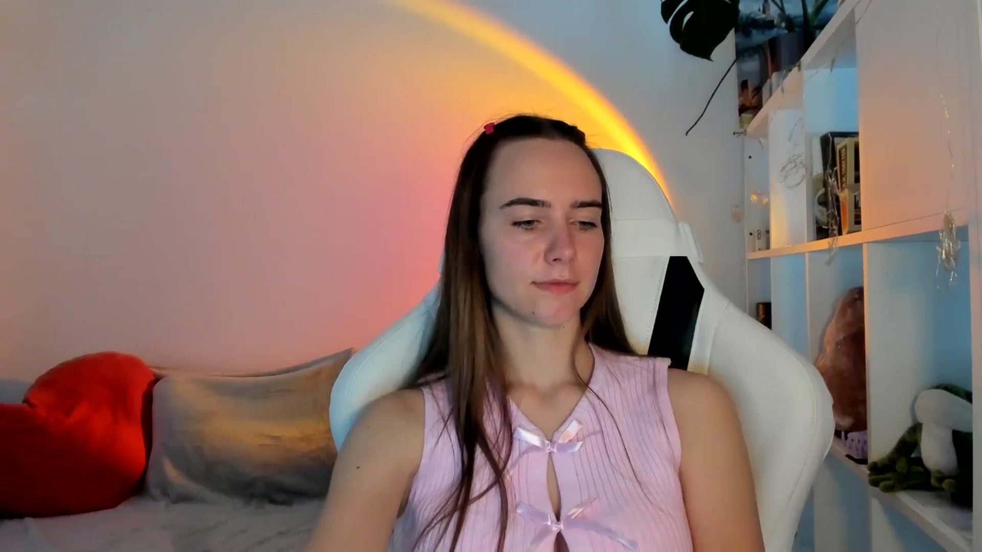 Gallery image thumbnail from OhAlisa's myfreecams stream on, 08/25/2025, 14:03 image 18 of 20
