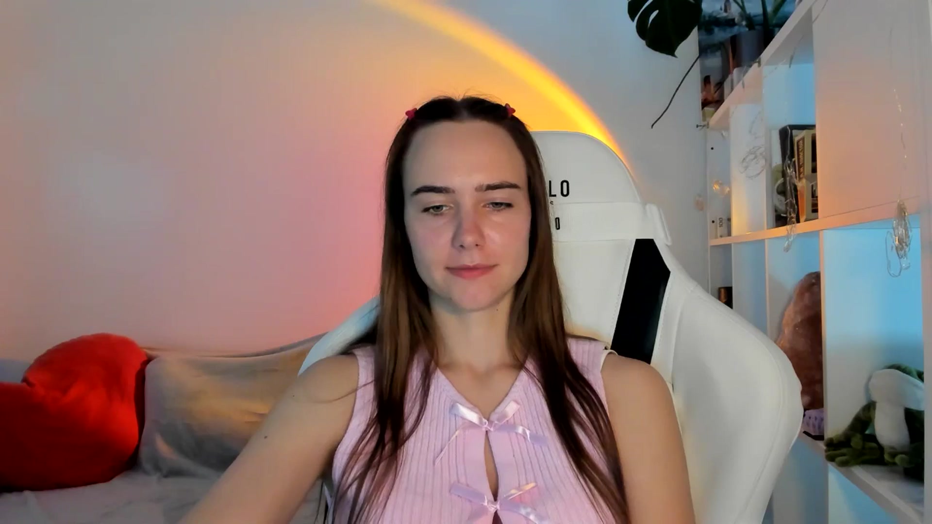 Gallery image thumbnail from OhAlisa's myfreecams stream on, 08/25/2025, 14:03 image 4 of 20