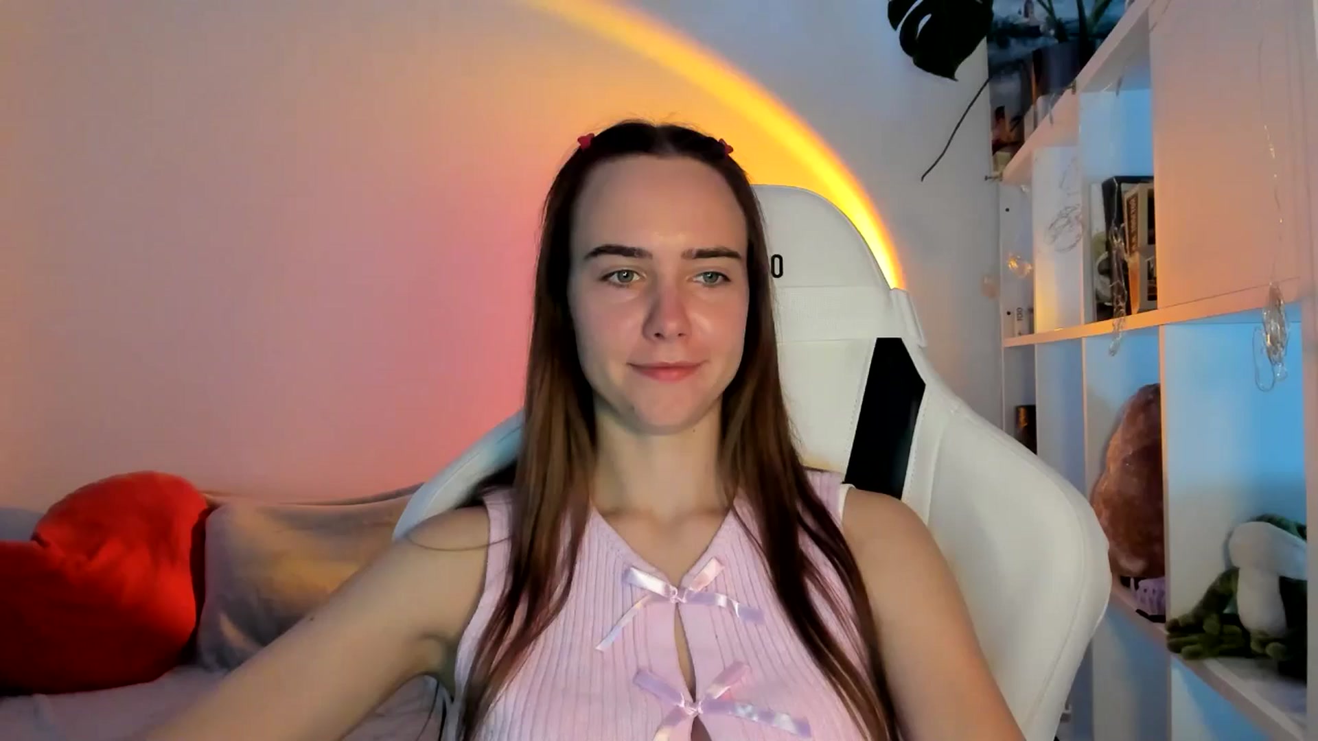 Gallery image thumbnail from OhAlisa's myfreecams stream on, 08/25/2025, 14:03 image 1 of 20