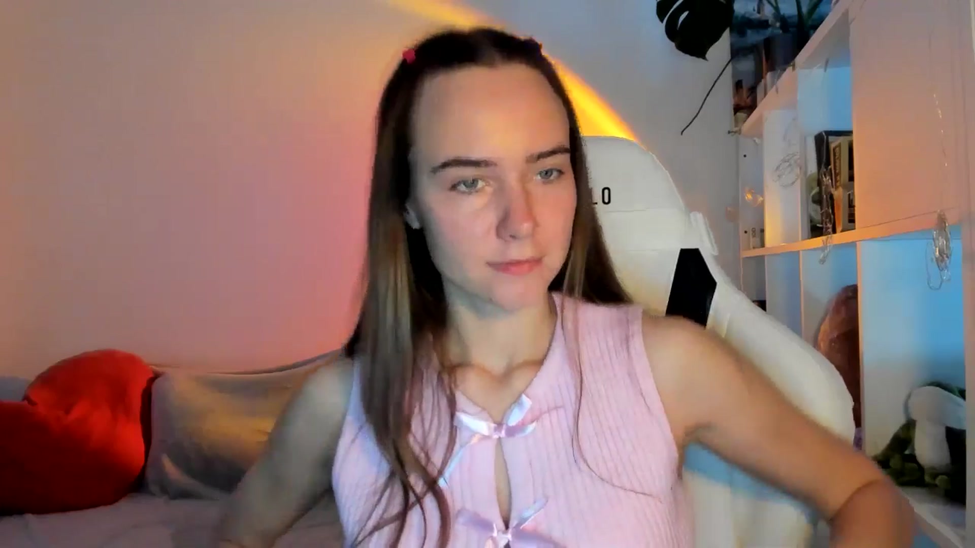 Gallery image thumbnail from OhAlisa's myfreecams stream on, 08/25/2025, 14:03 image 11 of 20