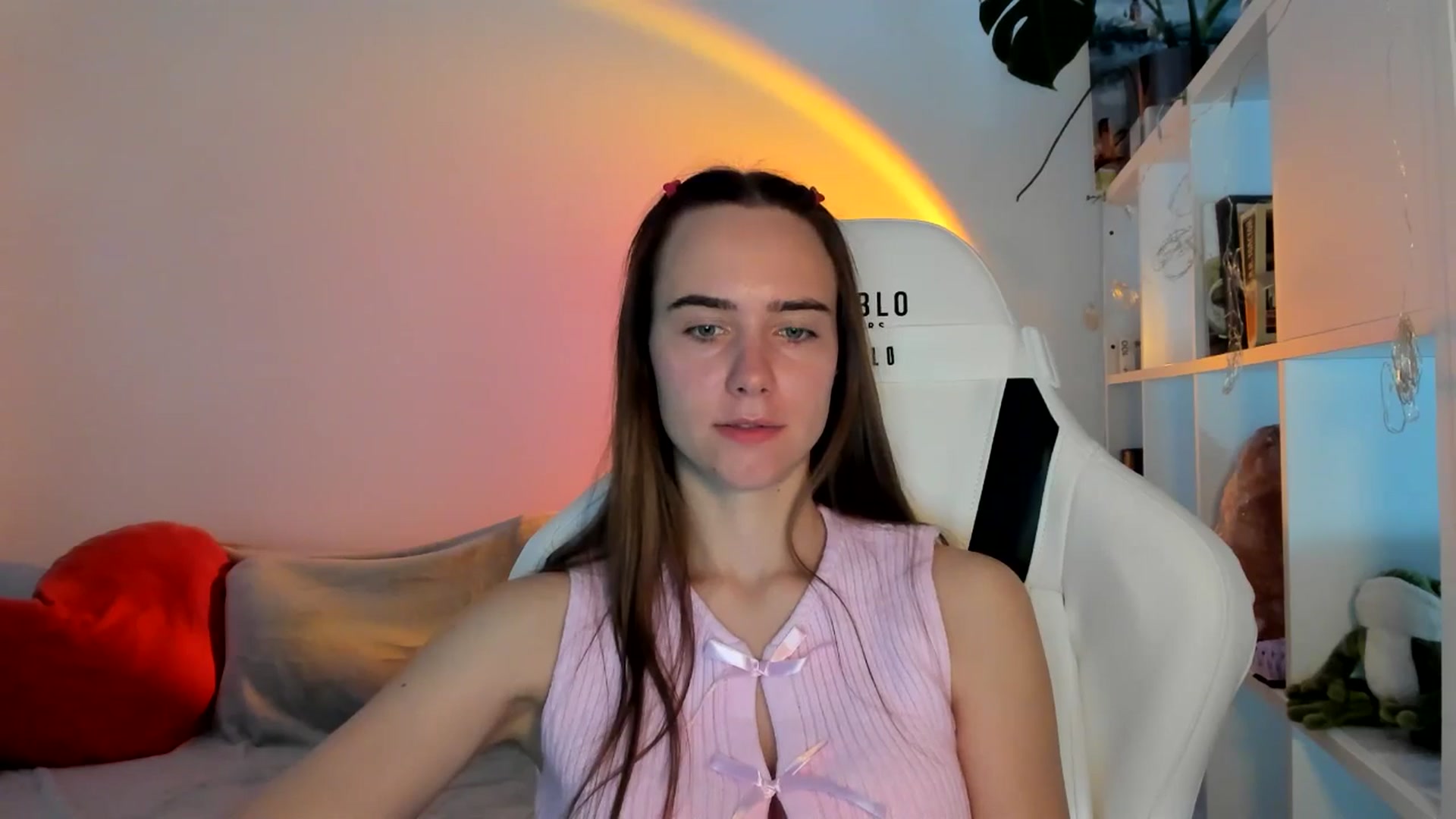 Gallery image thumbnail from OhAlisa's myfreecams stream on, 08/25/2025, 14:03 image 16 of 20