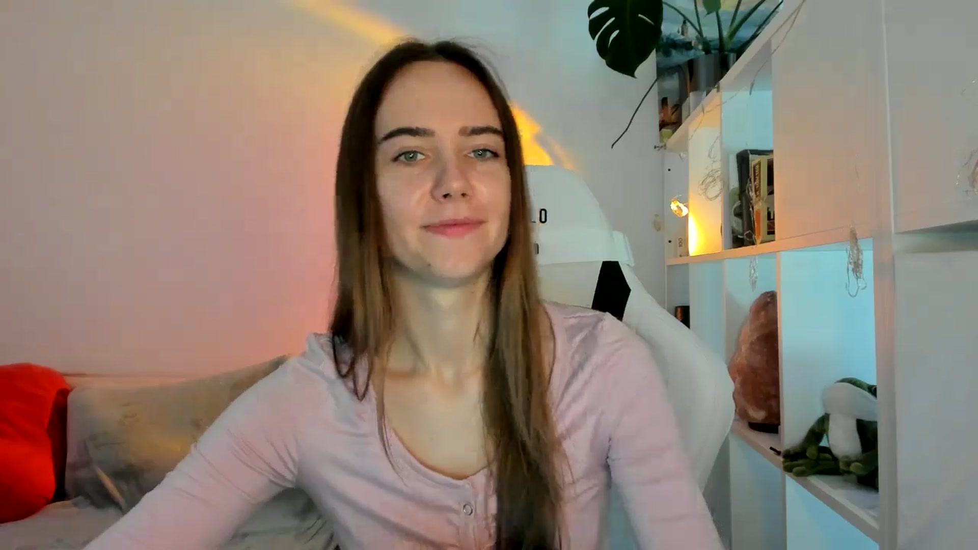 Gallery image thumbnail from OhAlisa's myfreecams stream on, 08/26/2025, 10:09 image 20 of 20