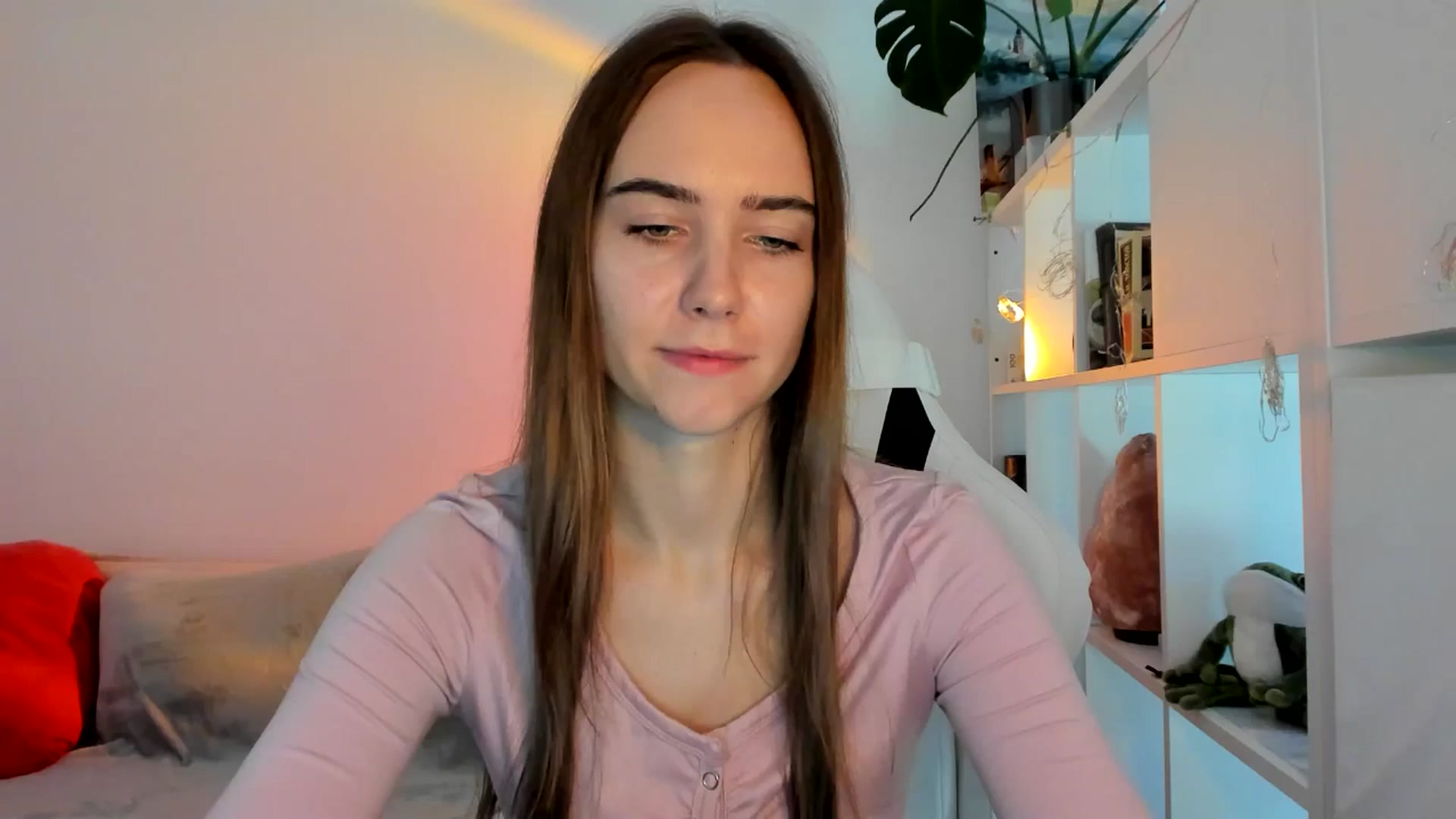 Gallery image thumbnail from OhAlisa's myfreecams stream on, 08/26/2025, 10:09 image 9 of 20