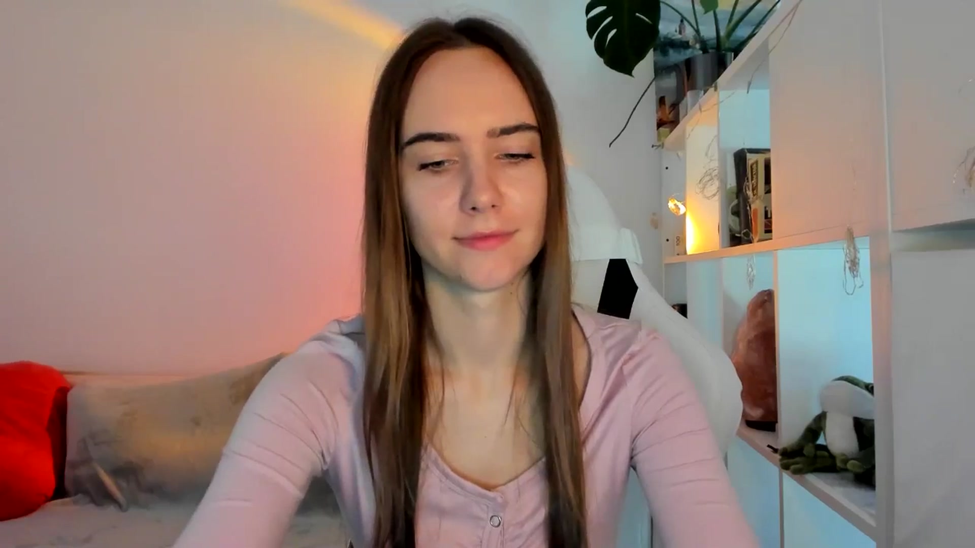 Gallery image thumbnail from OhAlisa's myfreecams stream on, 08/26/2025, 10:09 image 12 of 20