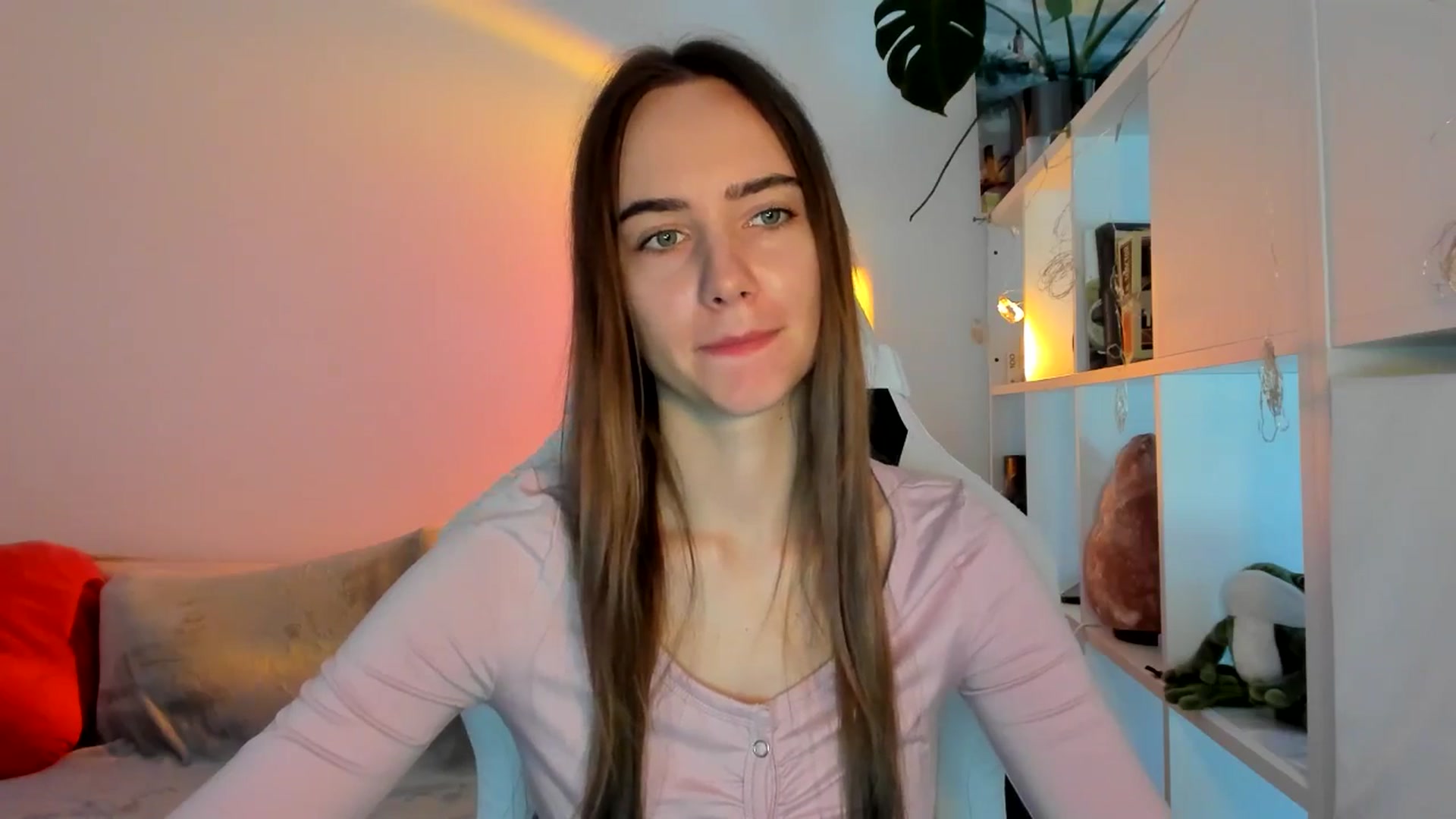 Gallery image thumbnail from OhAlisa's myfreecams stream on, 08/26/2025, 10:09 image 13 of 20