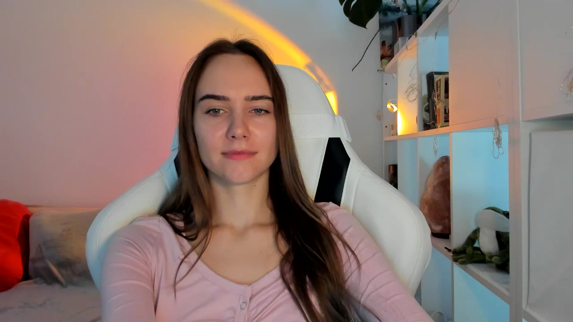 Gallery image thumbnail from OhAlisa's myfreecams stream on, 08/26/2025, 11:04 image 20 of 20