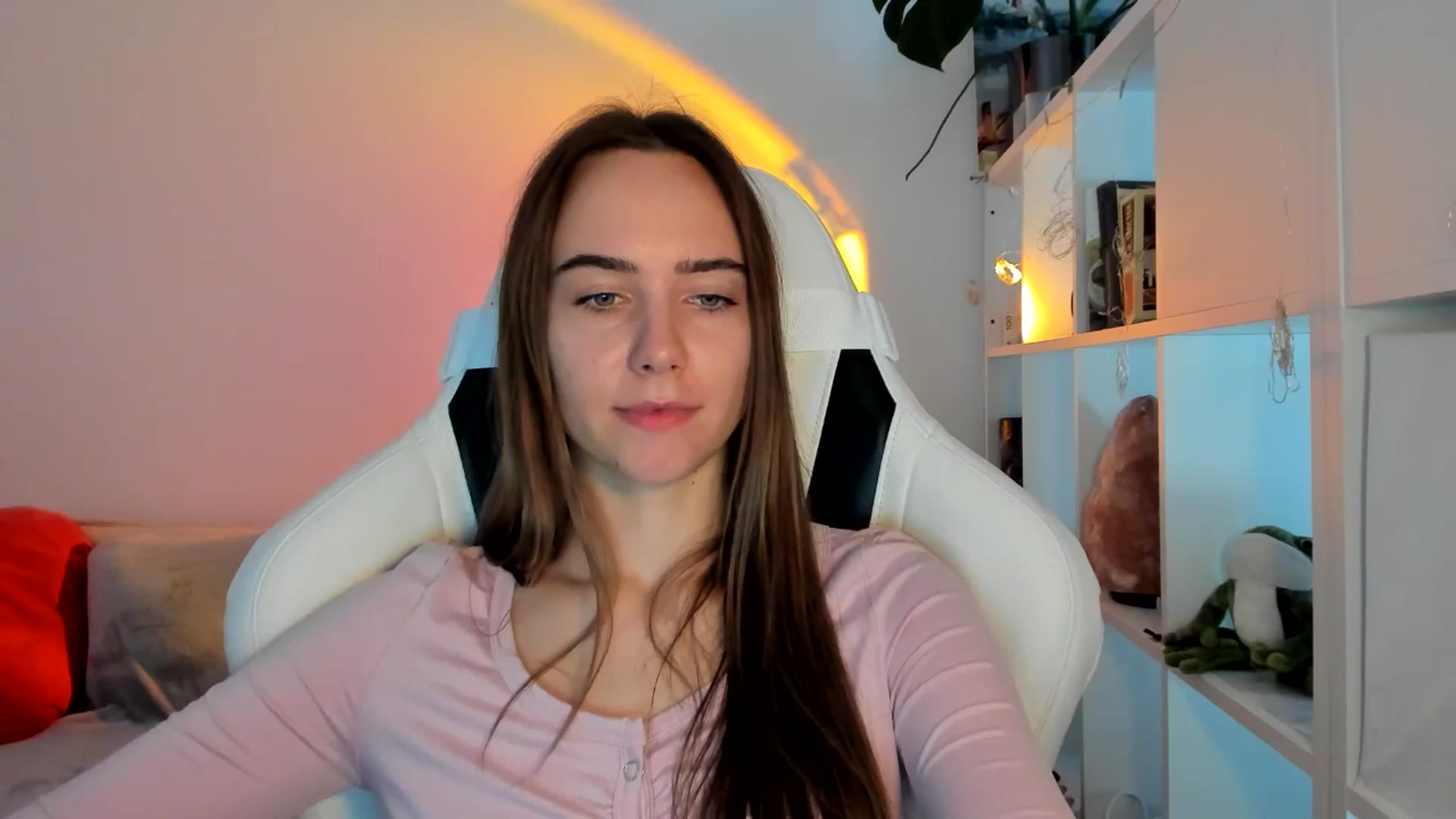 Gallery image thumbnail from OhAlisa's myfreecams stream on, 08/26/2025, 11:04 image 8 of 20